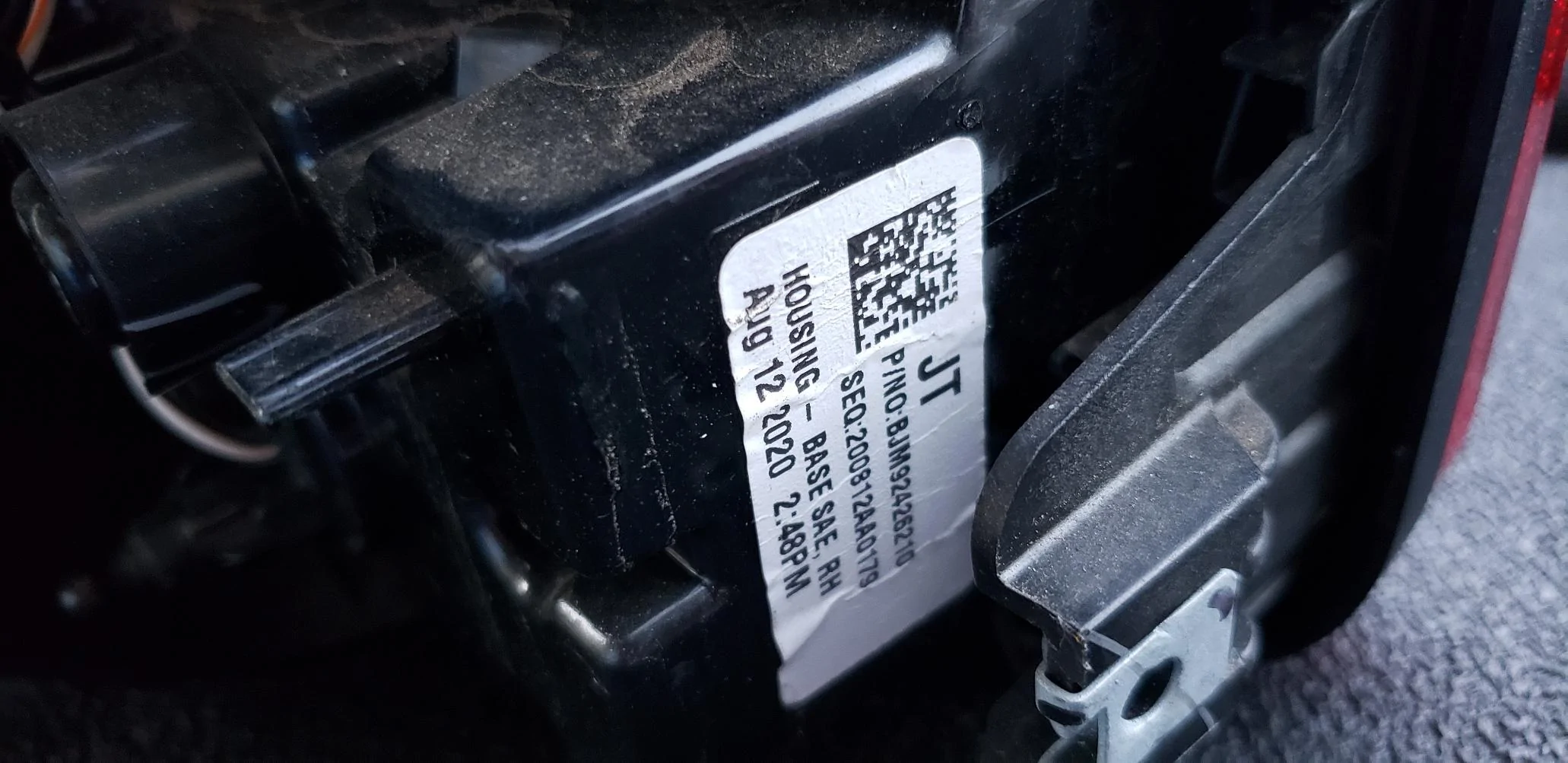 Jeep Gladiator For Sale: OEM Halogen Tail Lights 20220223_174309