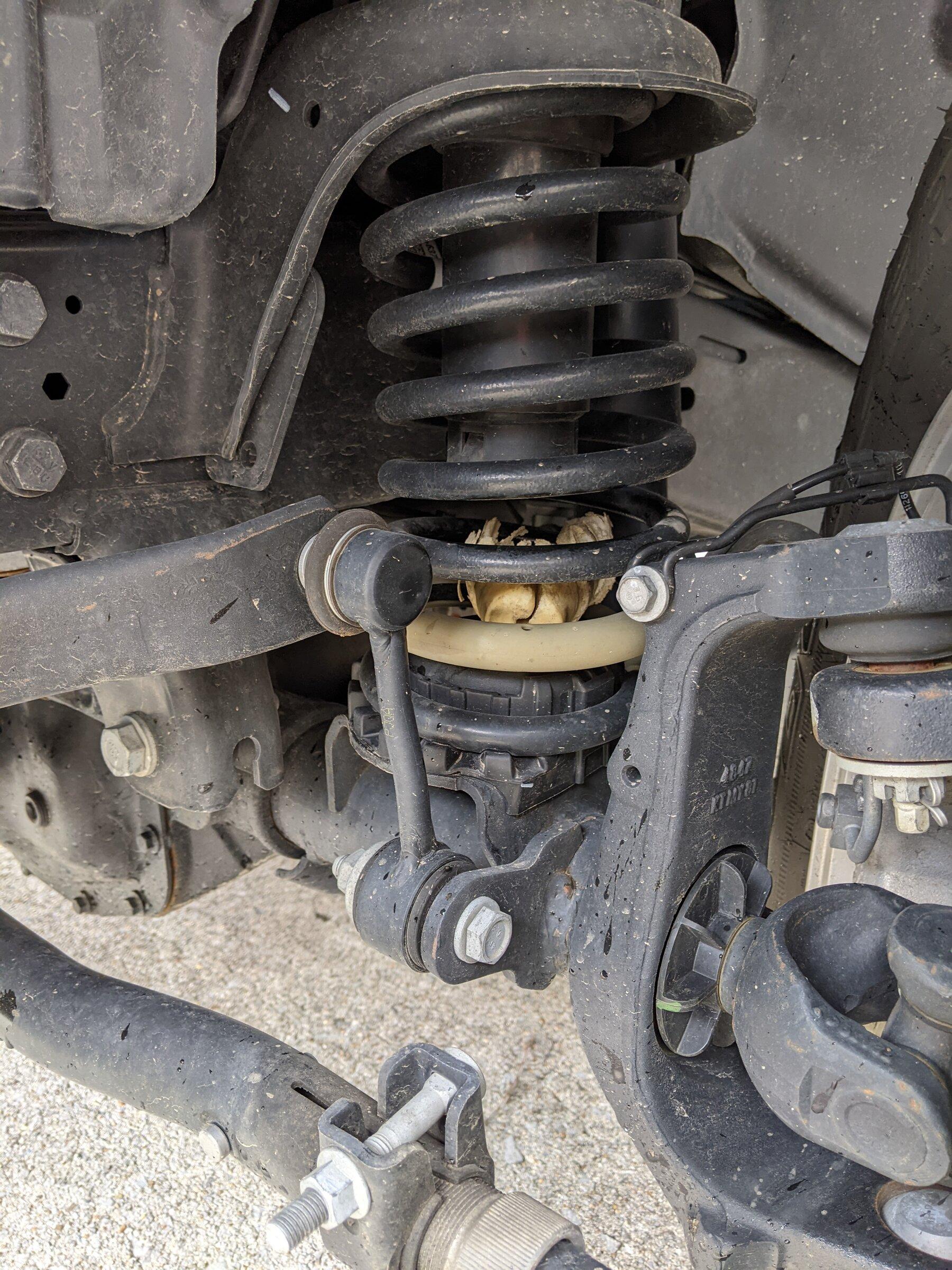 Jeep Gladiator How does this happen? PXL_20220226_185326993