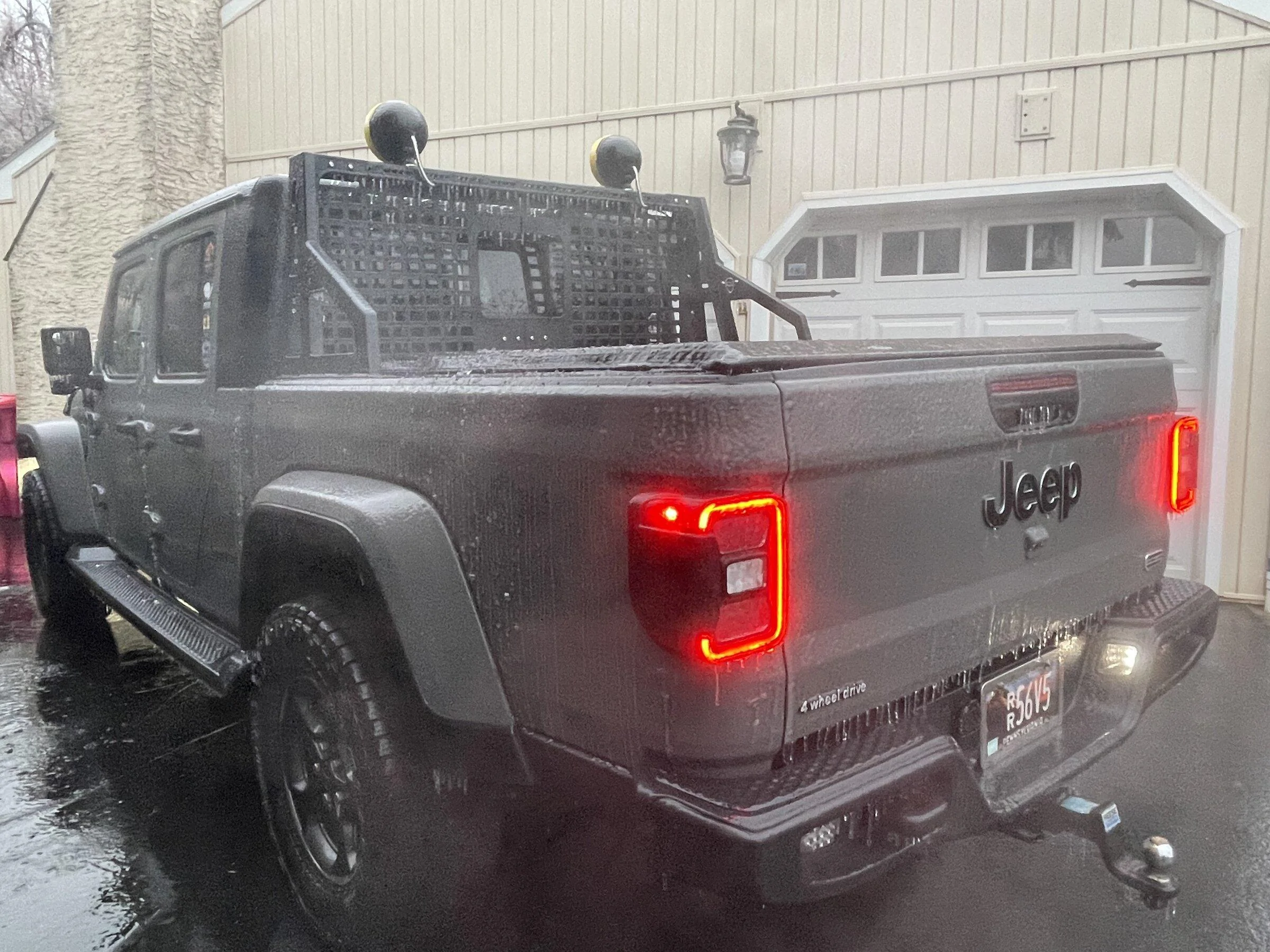 Jeep Gladiator Is it bloody spring yet? 497AC52D-FCFB-494C-9514-6D13F165FB94