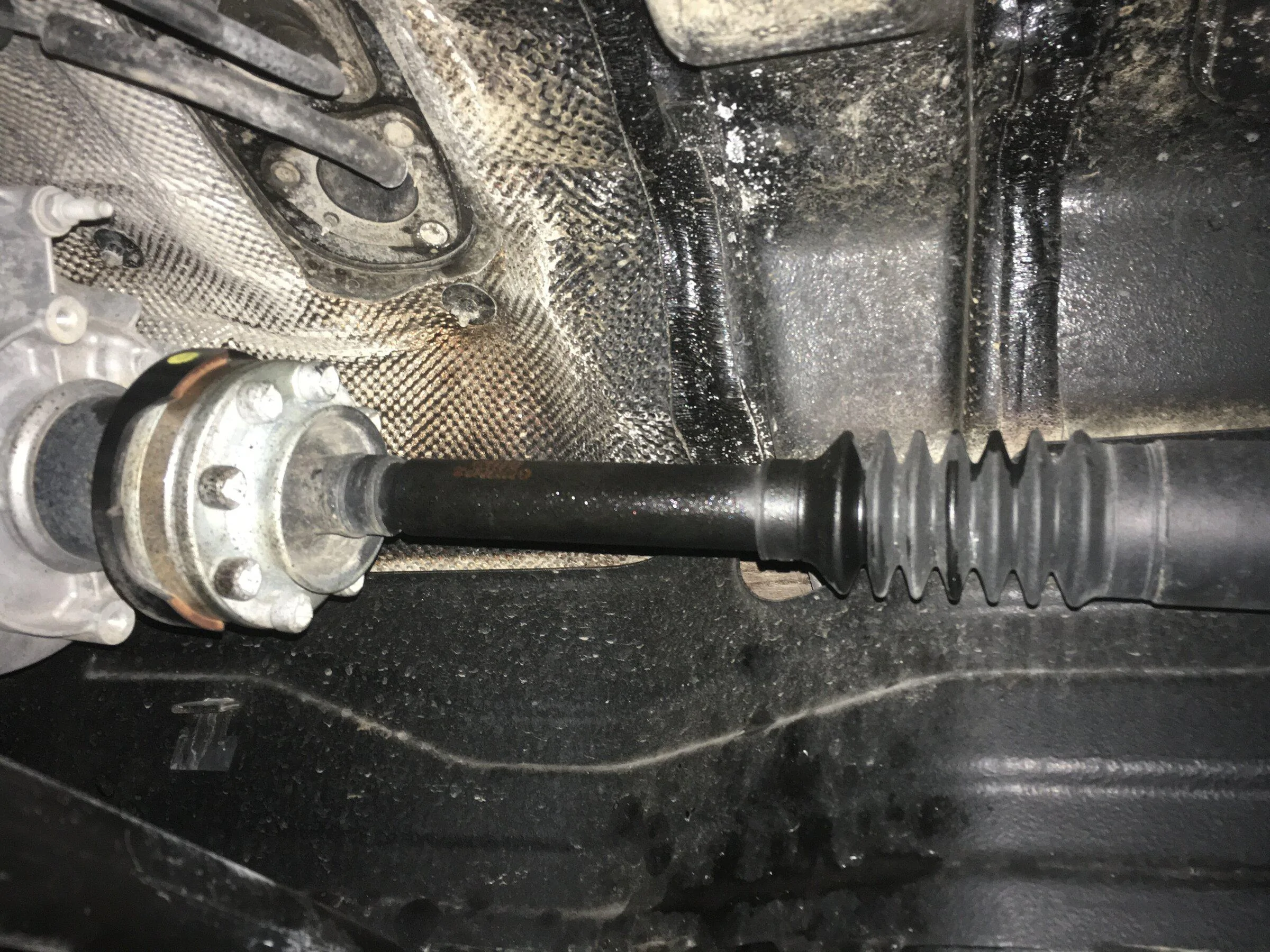 Jeep Gladiator Any ideas what’s causing this leak?? 9DF516ED-9835-4DBF-8E55-9220EC84B136