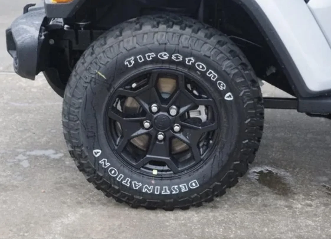Jeep Gladiator 2022 Willys Wheels and Tires. E399D93E-067C-46EE-A0A8-3D9AAE01D96A