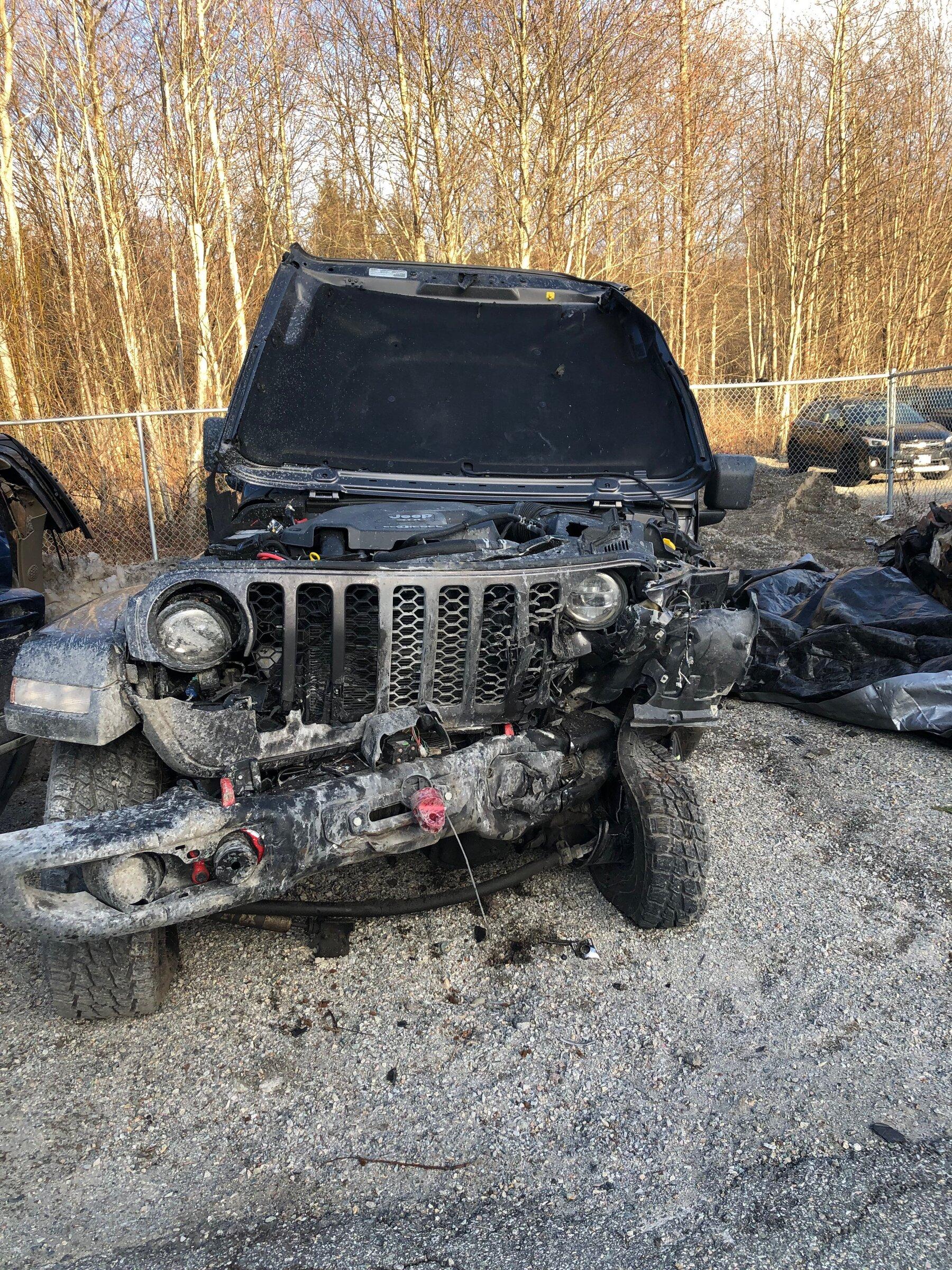 Jeep Gladiator Replacement for written off Gladiator EEAF71B7-2D2F-463F-86E7-EE0509353FE8