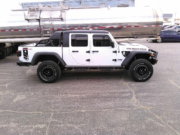Jeep Gladiator My personal opinion, its not sexy! KIMG01481