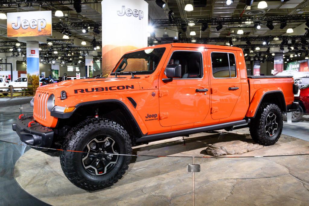 Jeep Gladiator My personal opinion, its not sexy! Jeep-Gladiator-Rubicon-trim