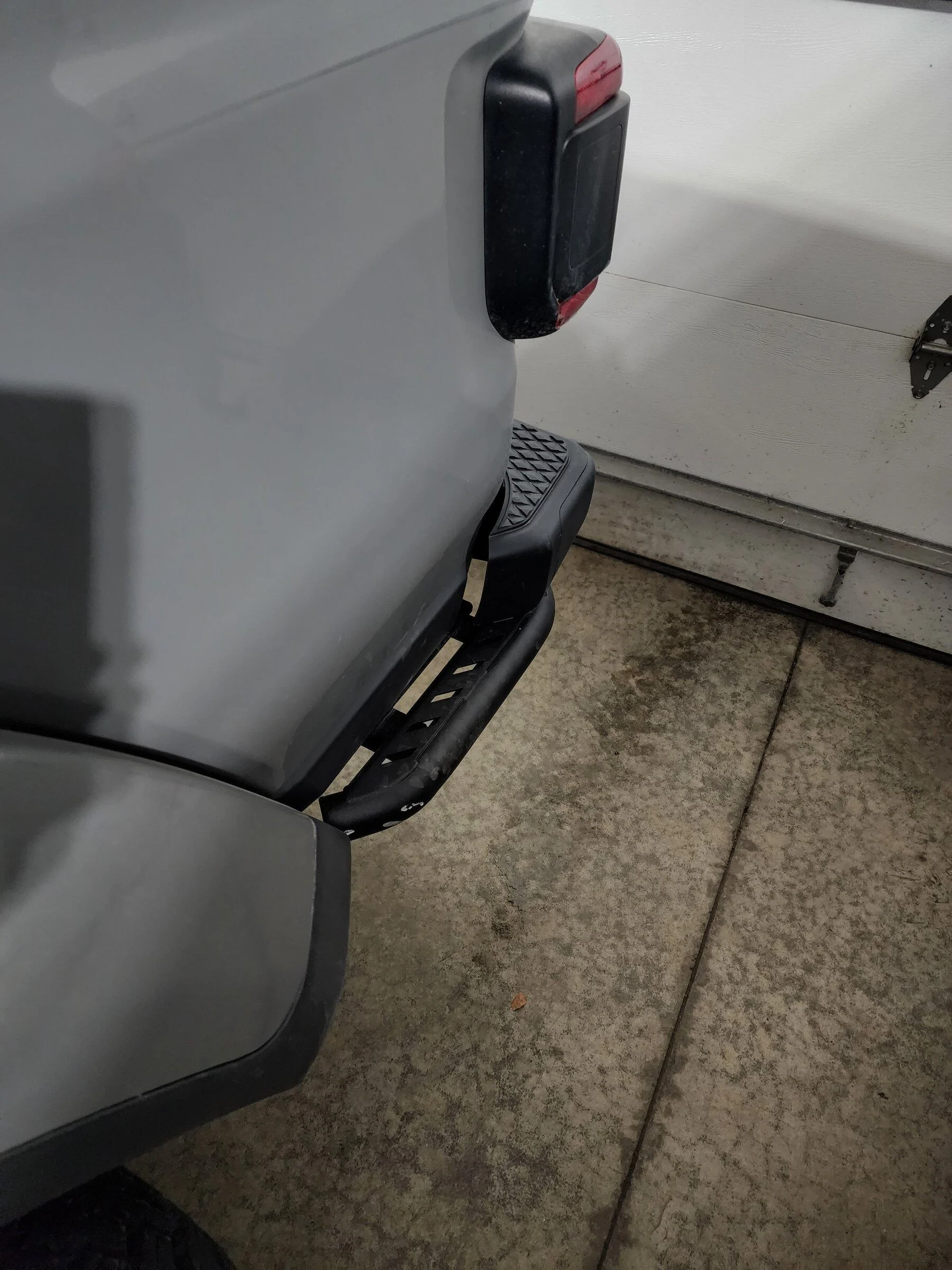 Jeep Gladiator $74.98 eBay hitch skid. 20220228_211818