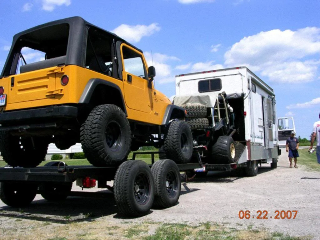 Jeep Gladiator Old School Jeeps TJ and CJ2a going to dunes