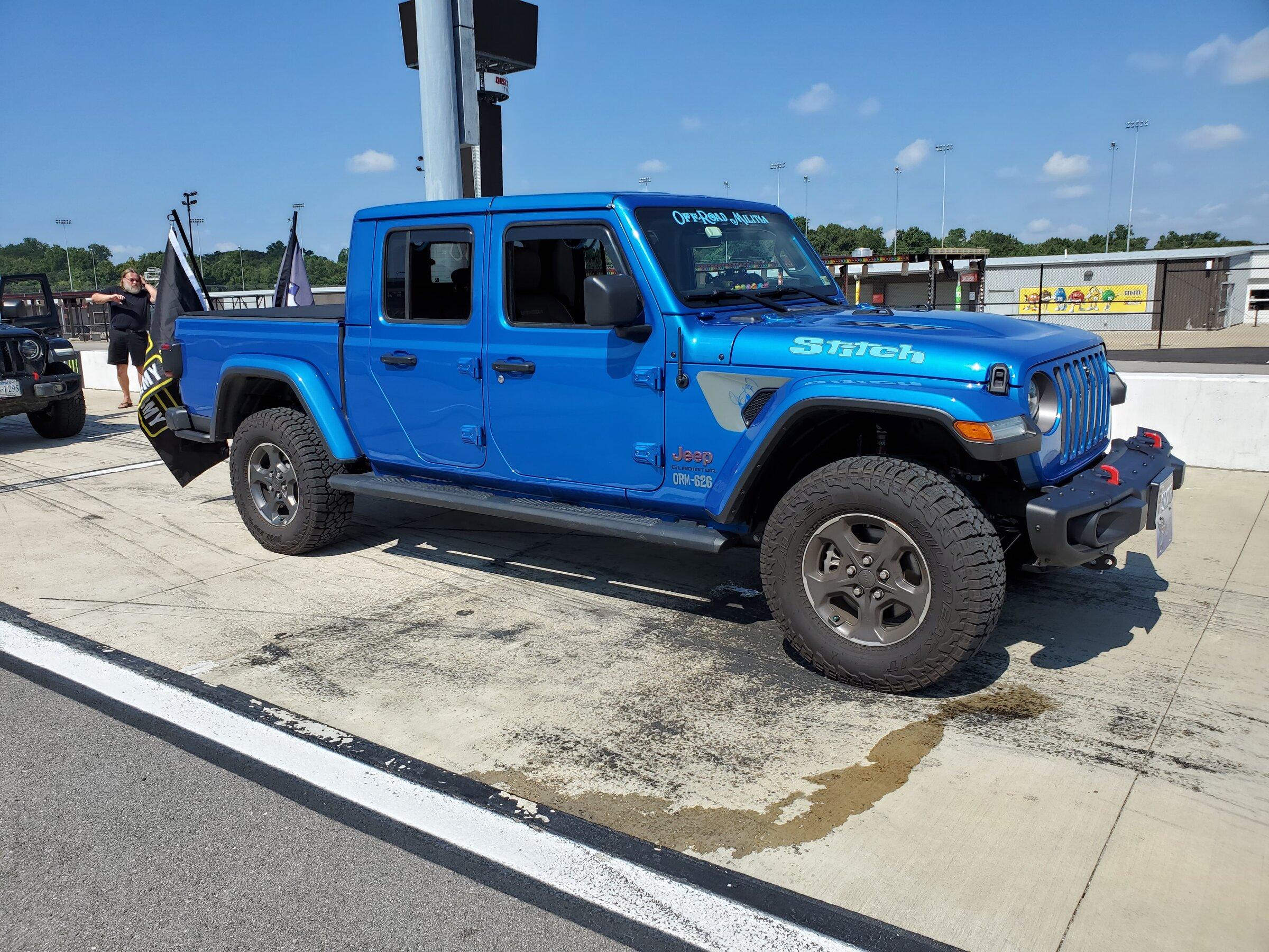 Jeep Gladiator Clyde gets organized with A.R.E. topper and Decked system 20210919_120016