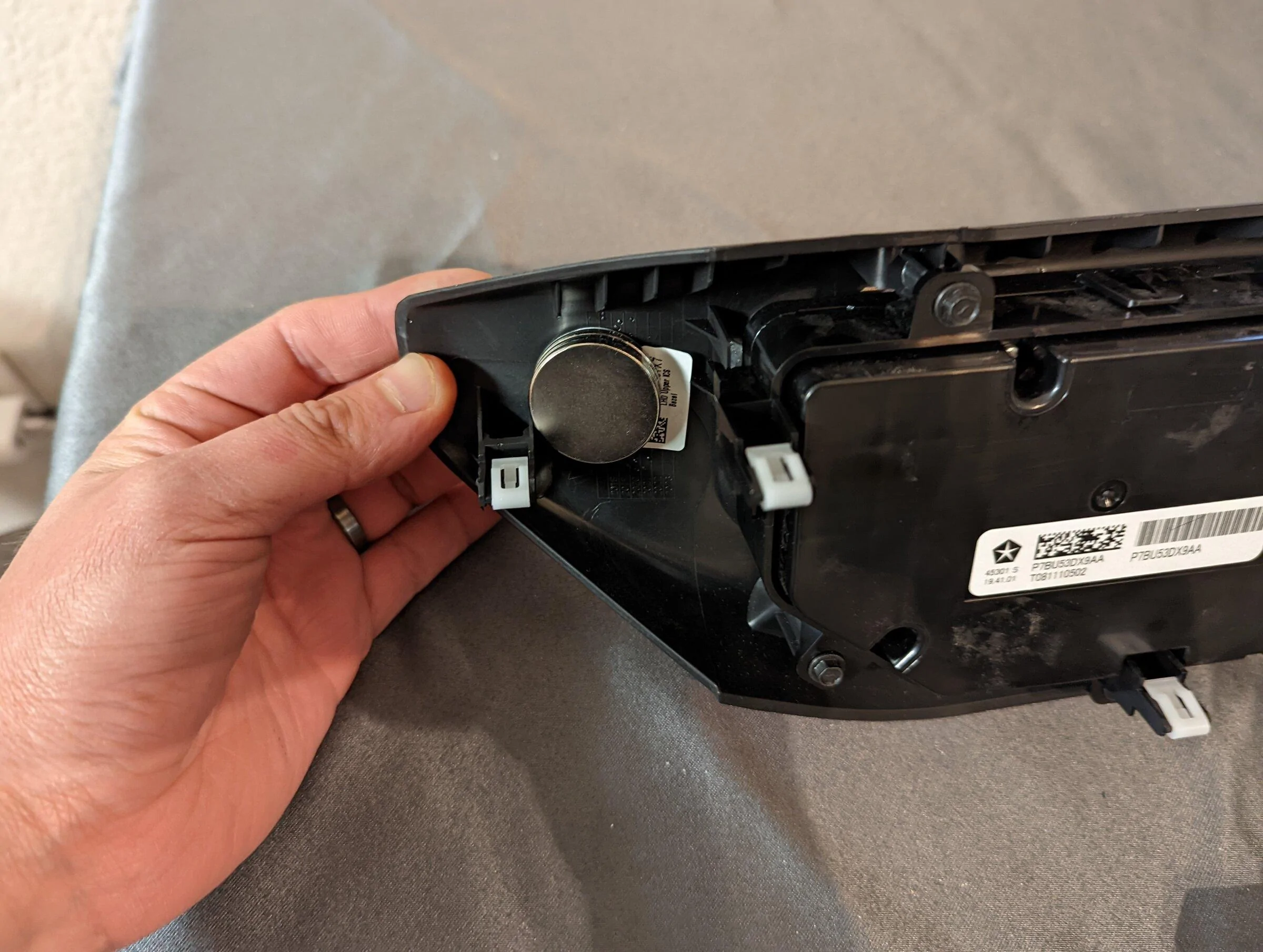Jeep Gladiator Midland MXT275 Install PXL_20220226_043334799