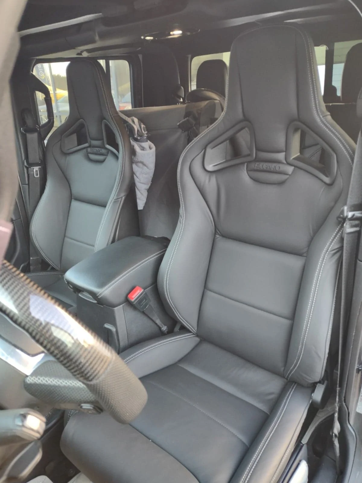 Jeep Gladiator Recaro CS Cross Sportster seats CS2