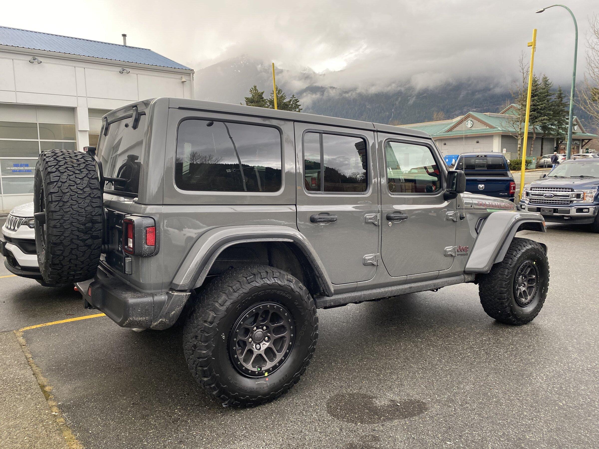 Jeep Gladiator Replacement for written off Gladiator 0FF231AC-A2C9-4C89-BFAA-BFC89CDC183E