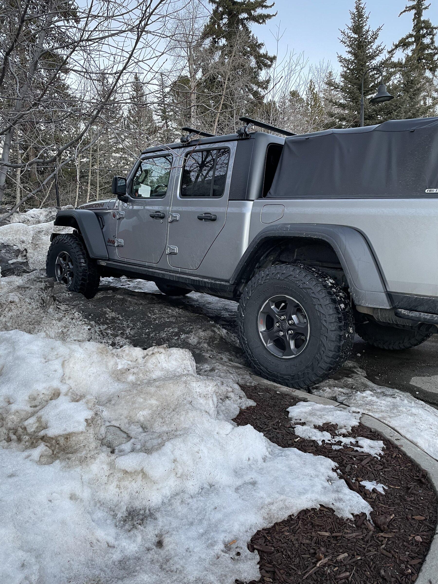 Jeep Gladiator Baja Boss AT Tires 2E95D9C8-9775-4BA4-A0C4-C54DE51B4348