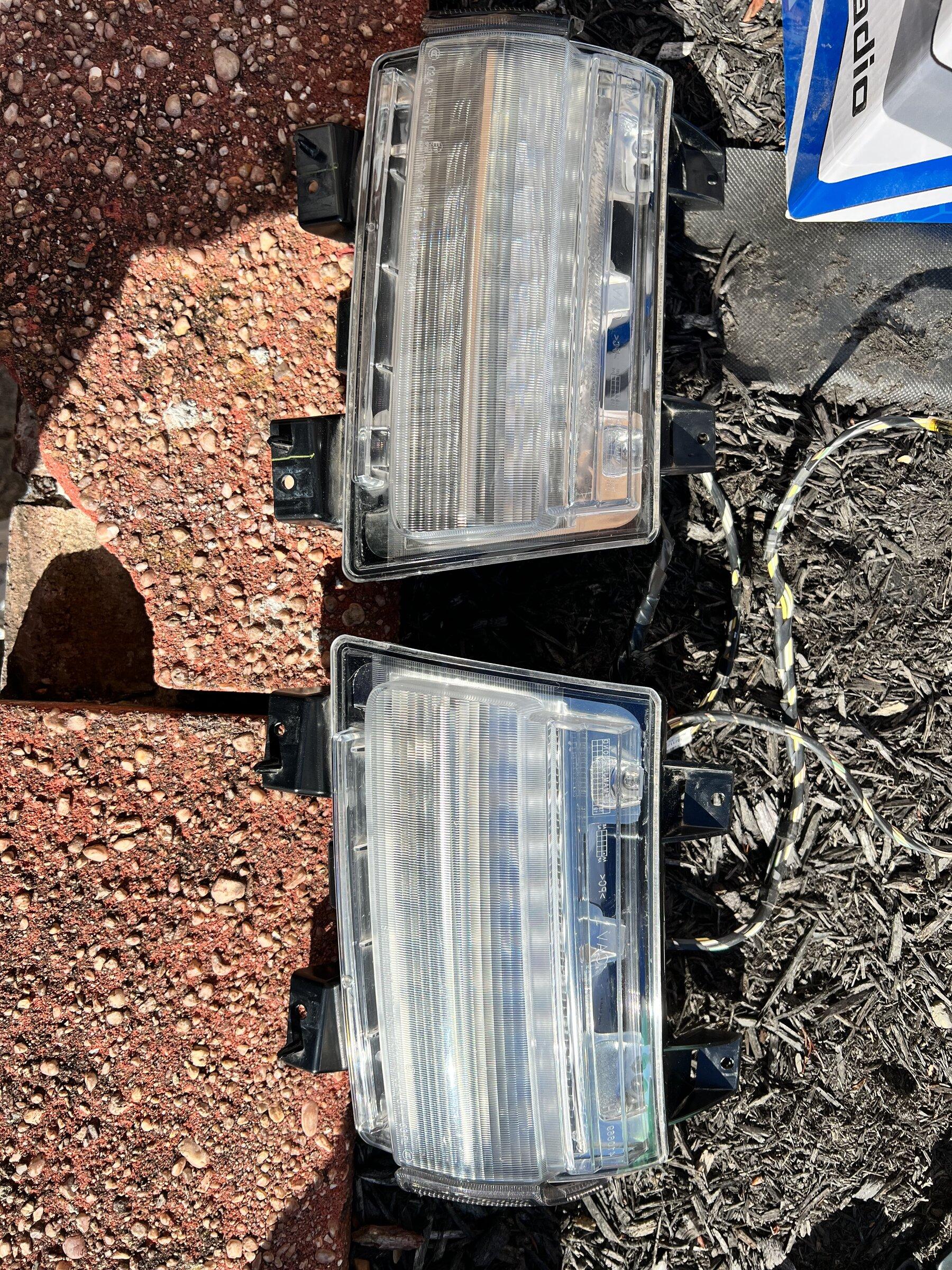 Jeep Gladiator LEd fender drl/ turn signals FF3CDB45-CF5C-4E62-8CD9-29CC5632BE9F