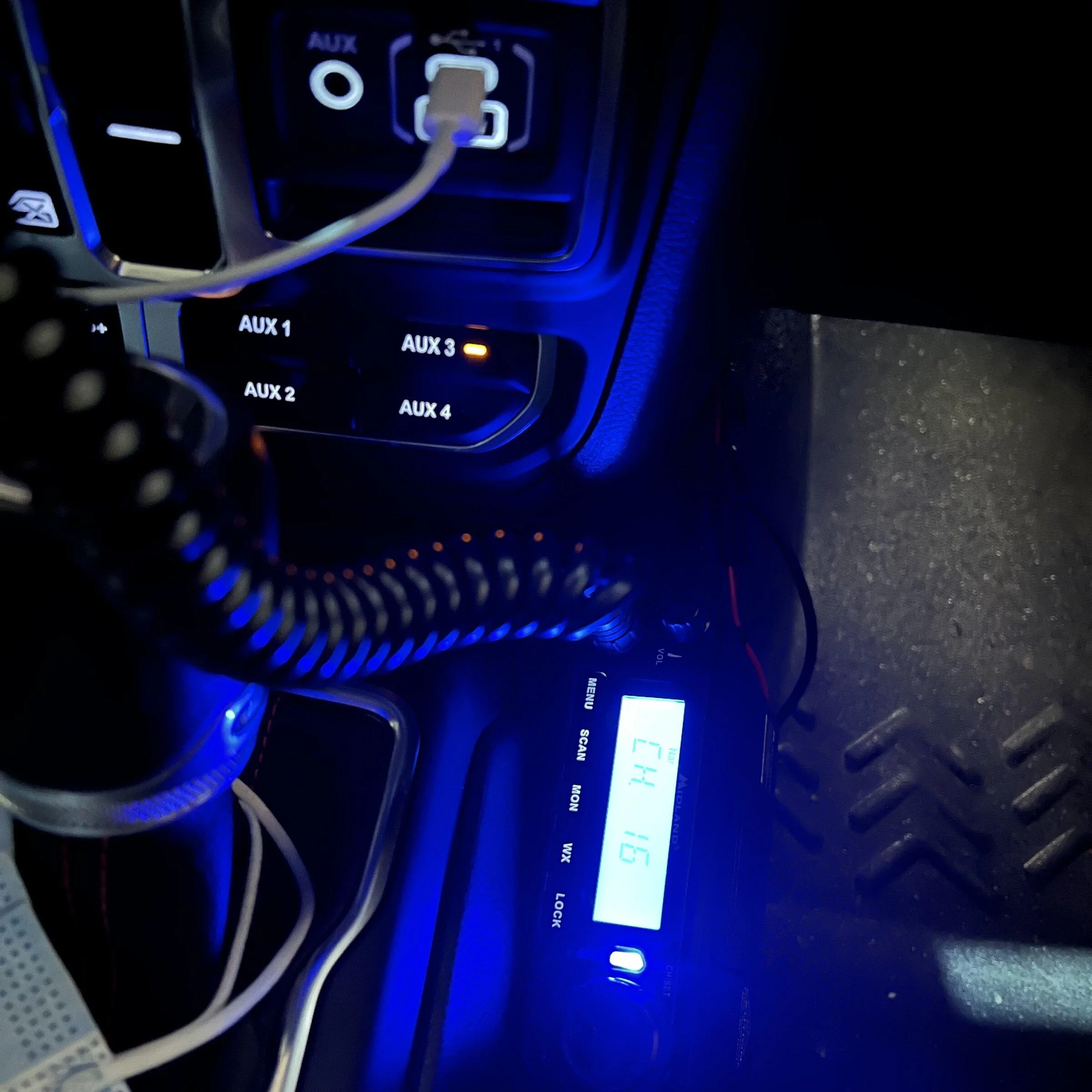 Jeep Gladiator Installed the Midland MXT500 GMRS radio and their Ghost 3db antenna 128BA0D8-C95C-4DD9-A03B-F23B5FD605E6