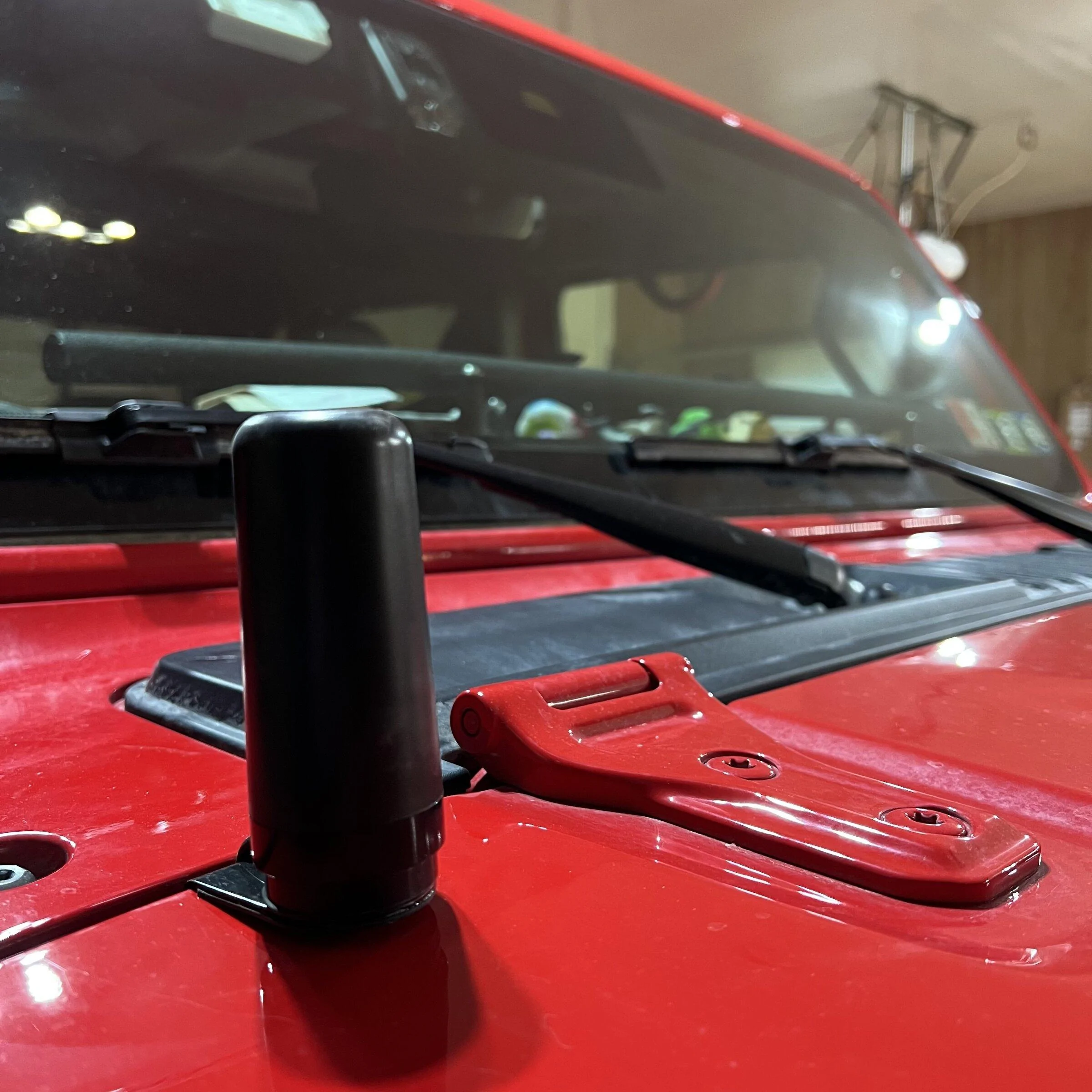 Jeep Gladiator Installed the Midland MXT500 GMRS radio and their Ghost 3db antenna 7334FFCD-BCD5-48E2-97F3-3880D7C37E80
