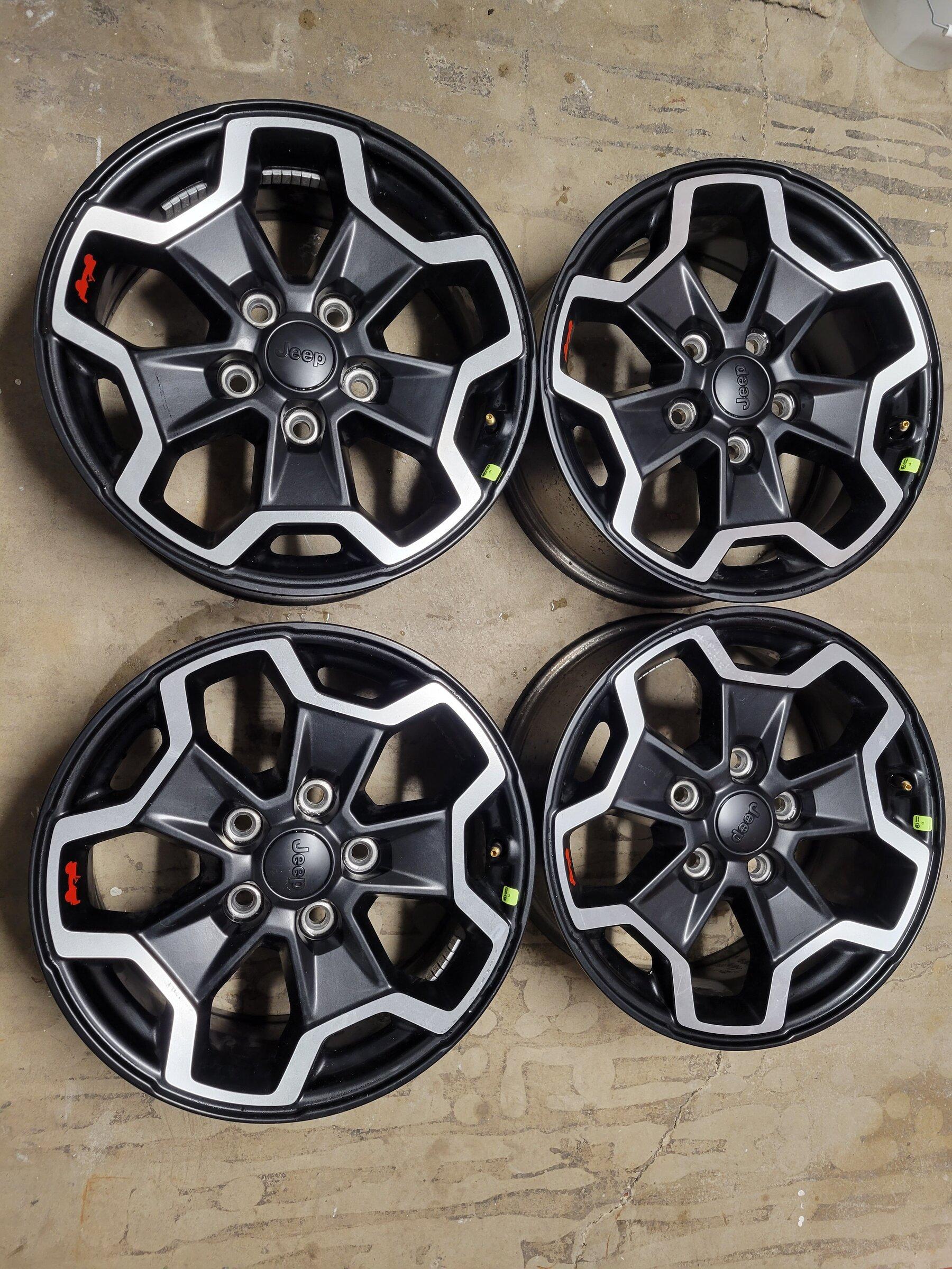 Jeep Gladiator Premium Rubicon Wheel Set - Chicagoland 20220303_172723