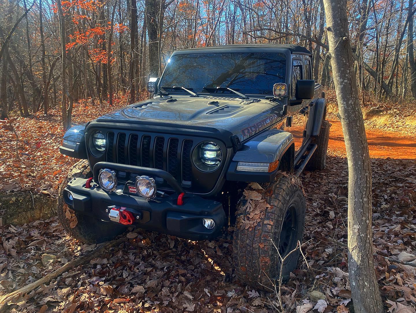 Jeep Gladiator KC Hilite Flex Era 3 or PRO6 Gravity LEDs for Pillars? A5C658BC-EBFB-463B-BAF0-9A8B6AAB8E22