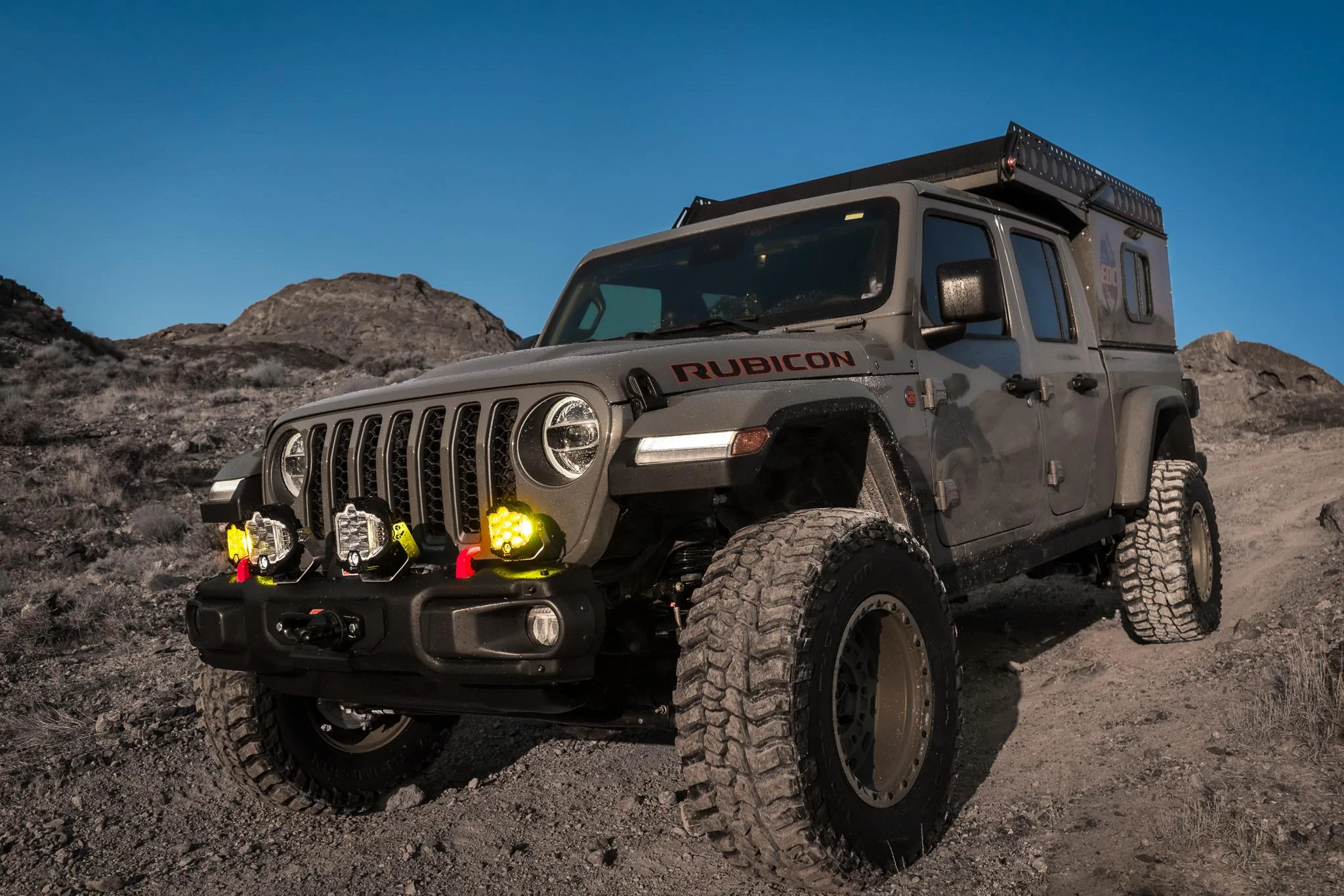 Jeep Gladiator Happy Front End Friday DSC02099-3