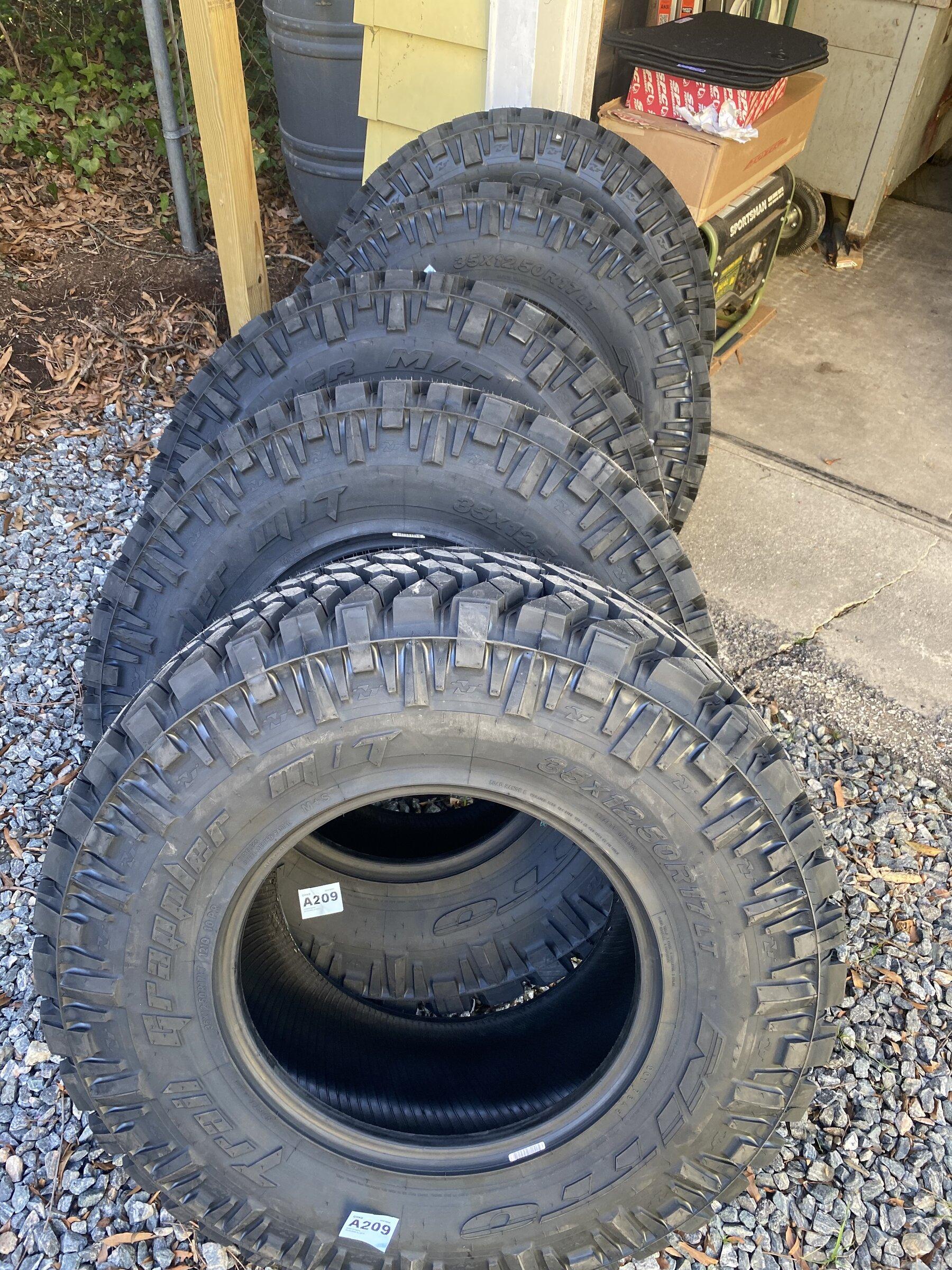 Jeep Gladiator 35x12.5 r17 Nitto Trail Grapplers 8BC5C3A3-5C89-4310-A280-4C93B96DC31C