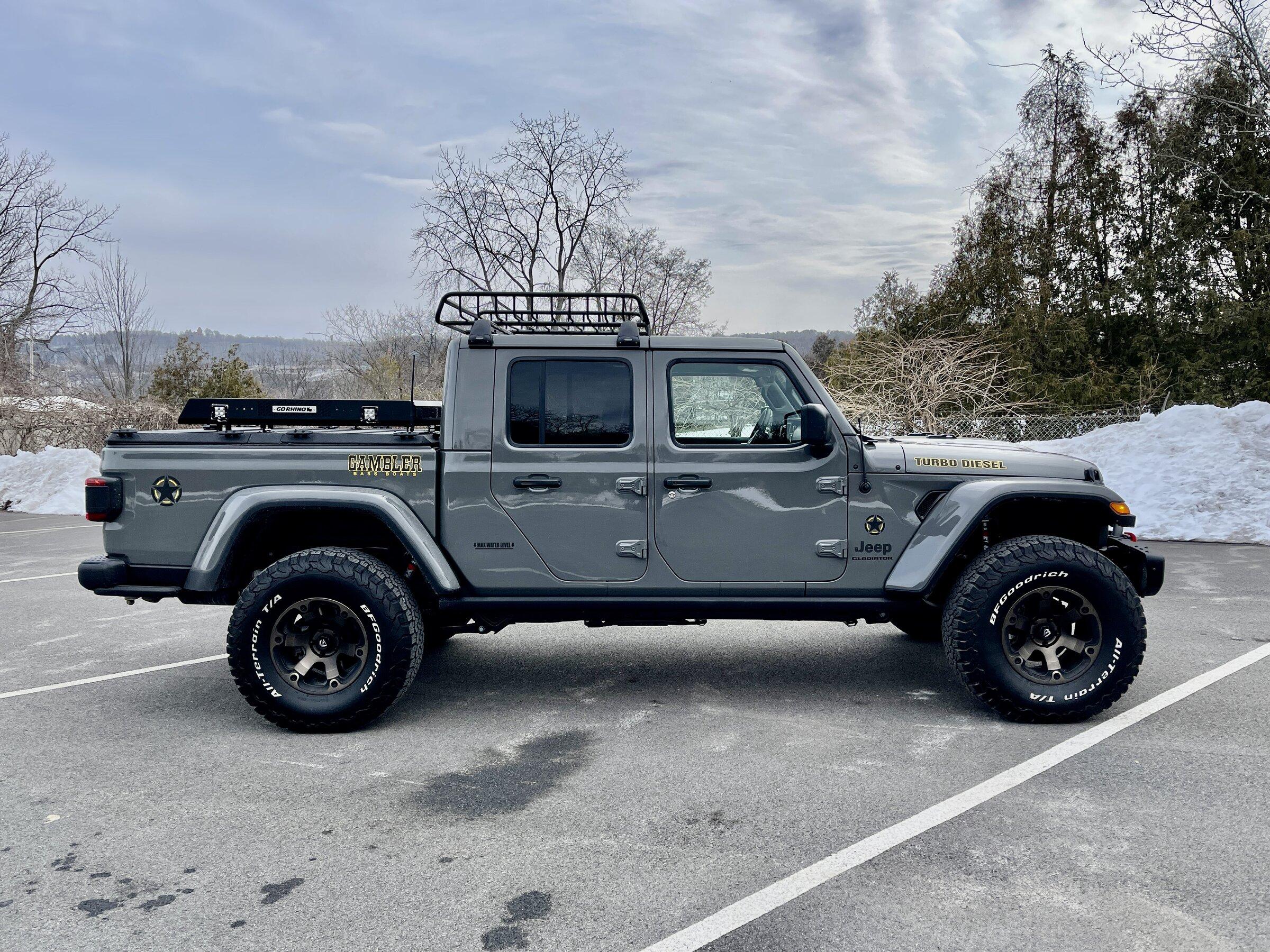 Jeep Gladiator 37" BFG's on Rubicon w/o lift no Rub IMG_4817 2.JPG