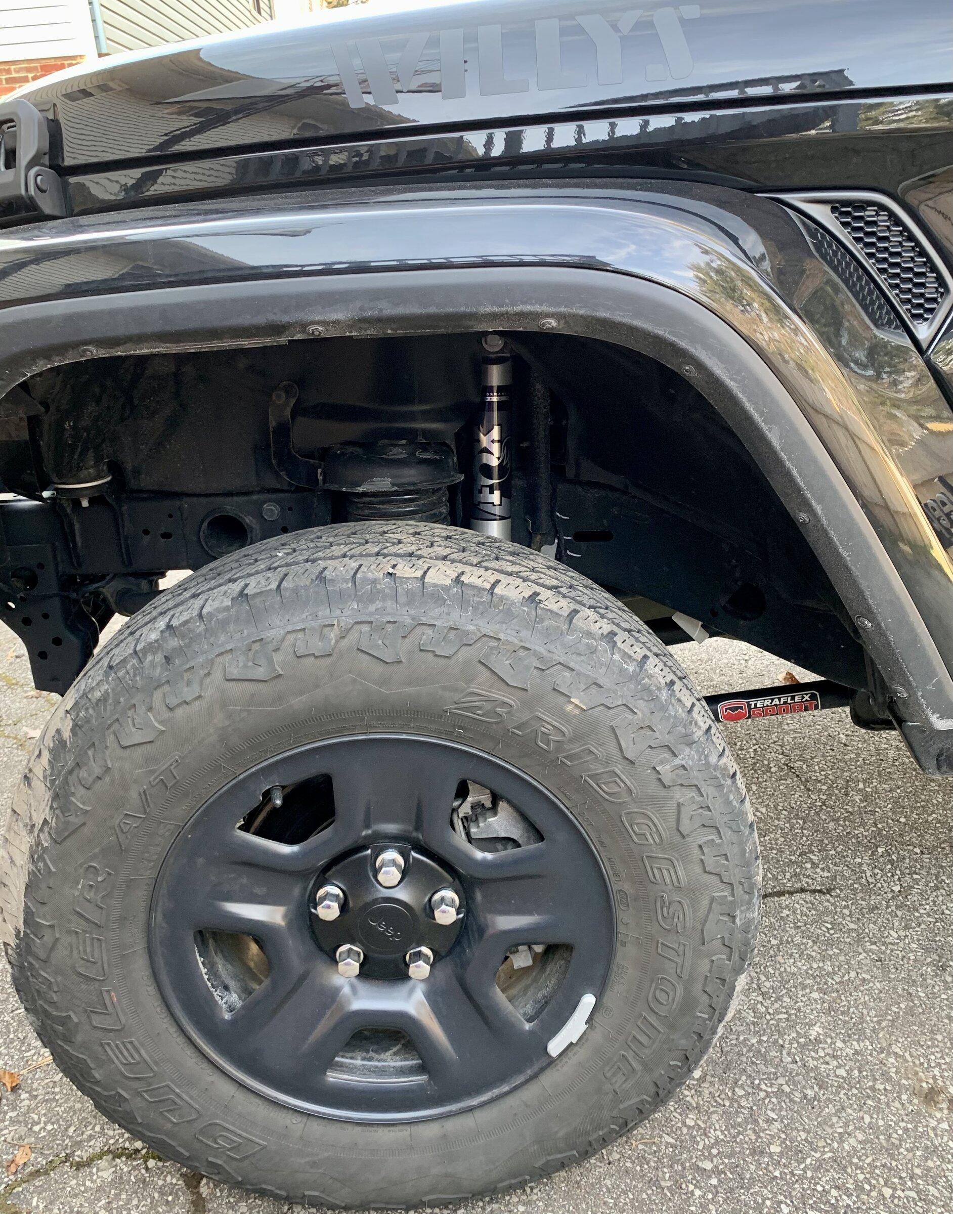 Jeep Gladiator Willys-Overland JT Build C3BF4540-ACFC-4421-A279-6F0489325B45