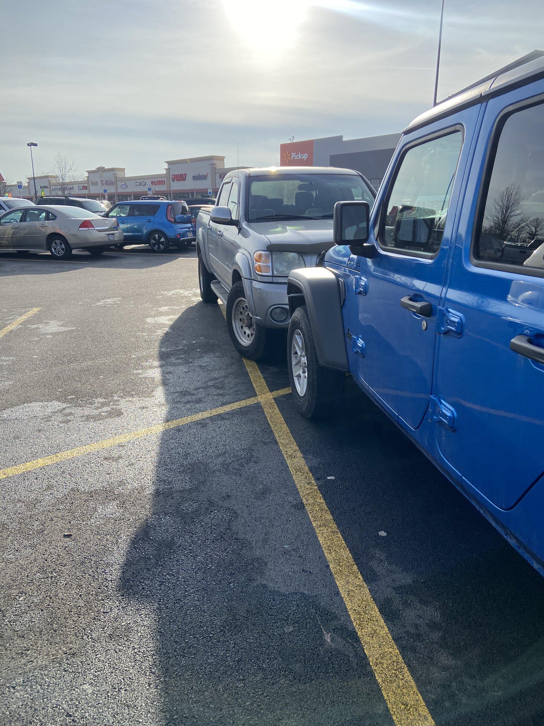 Jeep Gladiator Parking Woes 57B2D065-B6B4-41C6-878E-3B31420DBF7E