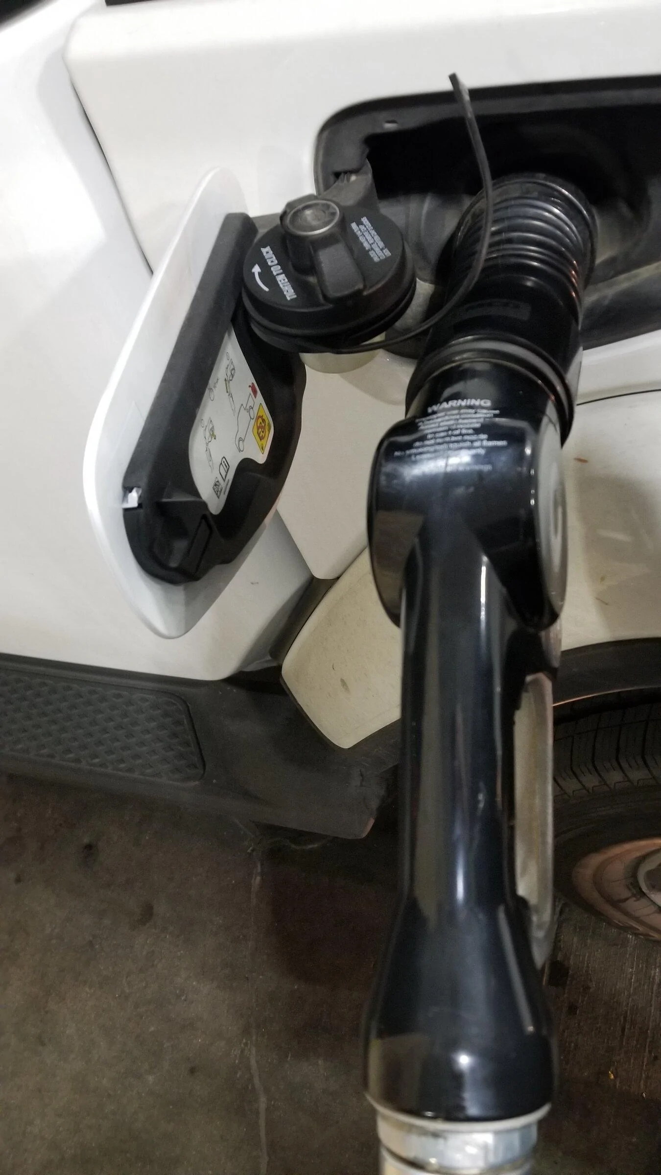Jeep Gladiator Fuel Door Solution 20220305_191355