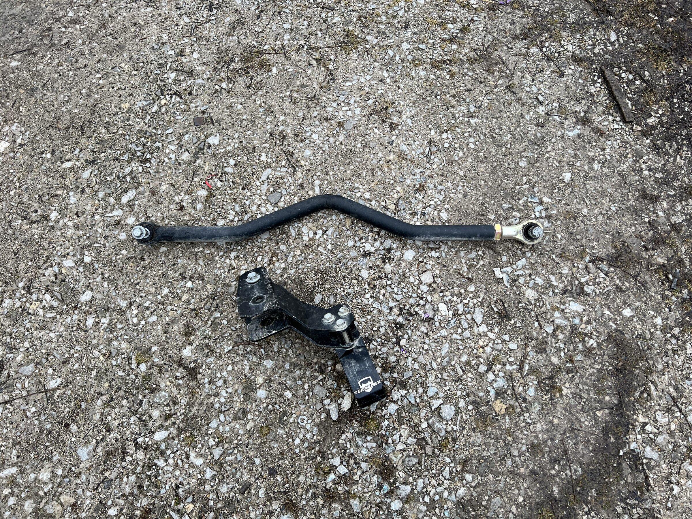 Jeep Gladiator Hellwig Swaybar, Clayton Rear Trackbar CDFB1099-9849-4C54-ABAD-6A9CBEB76467