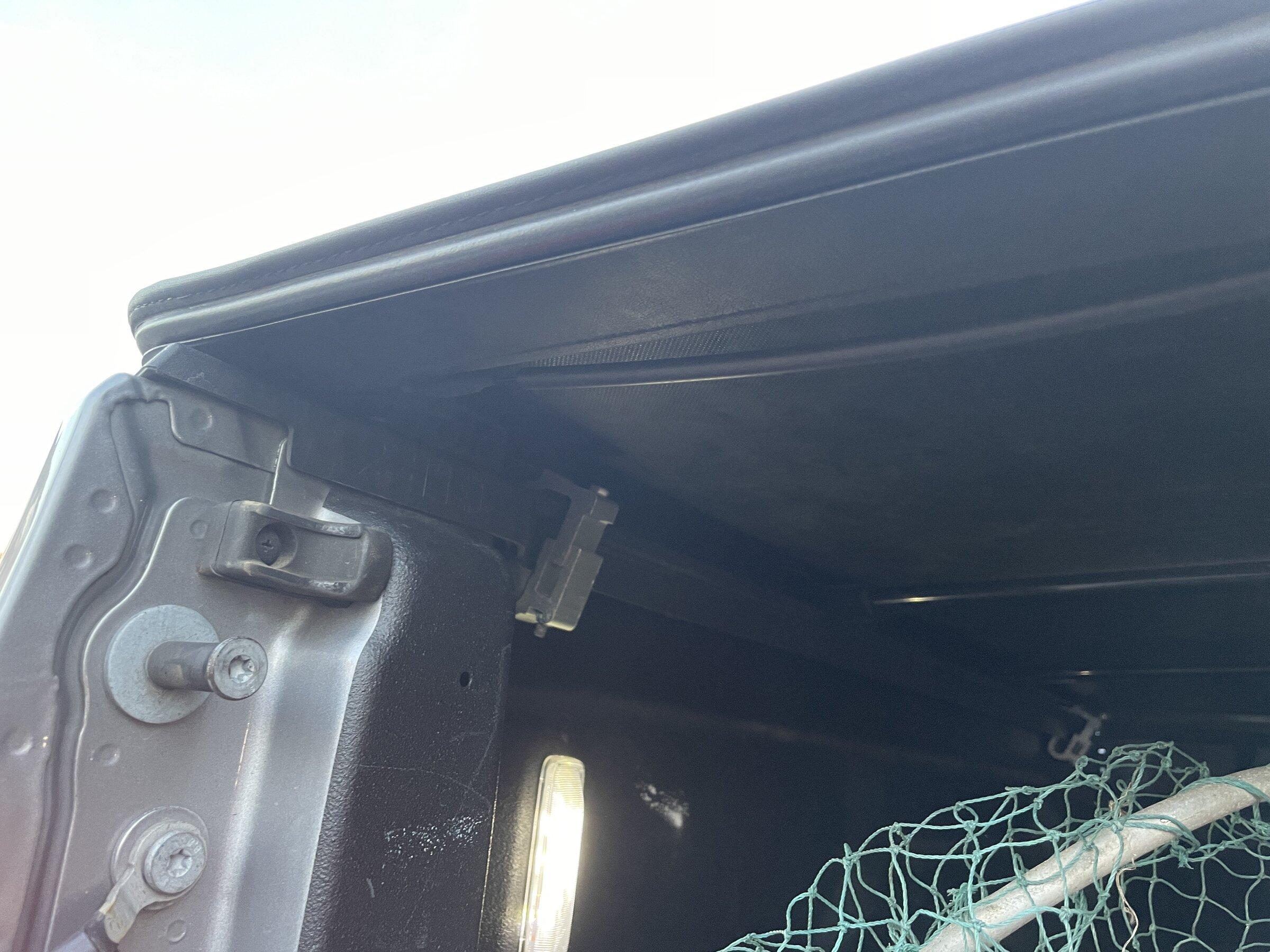 Jeep Gladiator MaxMate Soft Roll Up Truck Bed Tonneau Cover IMG_5921.JPG