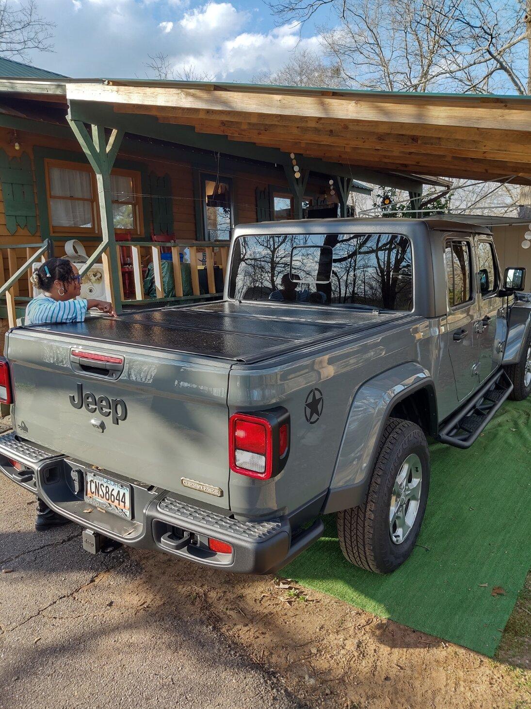 Jeep Gladiator What did you do TO your Gladiator today? [ADMIN WARNING: NO POLITICS, NO GUN TALK] bed cover1