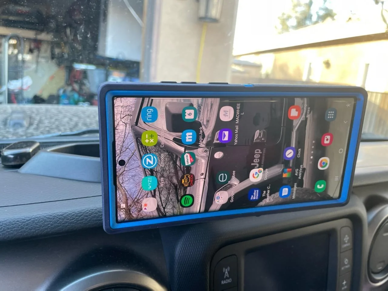 Jeep Gladiator Cell phone holder? IMG_20220306_165946