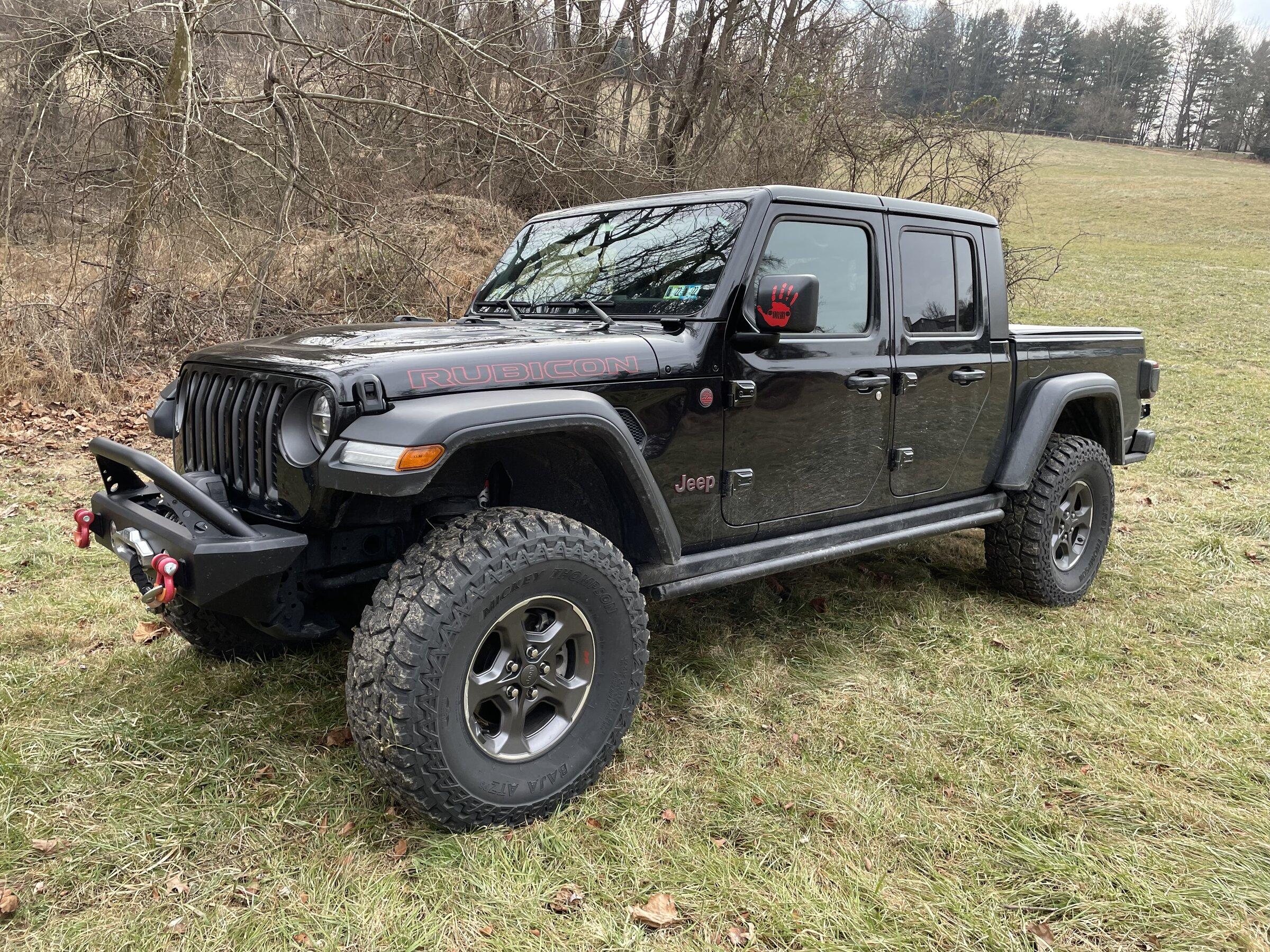 Jeep Gladiator After how many days of ownership do you still stare at your Truck? BB63BCFA-B48B-4F2E-844E-73C41A3D09FA