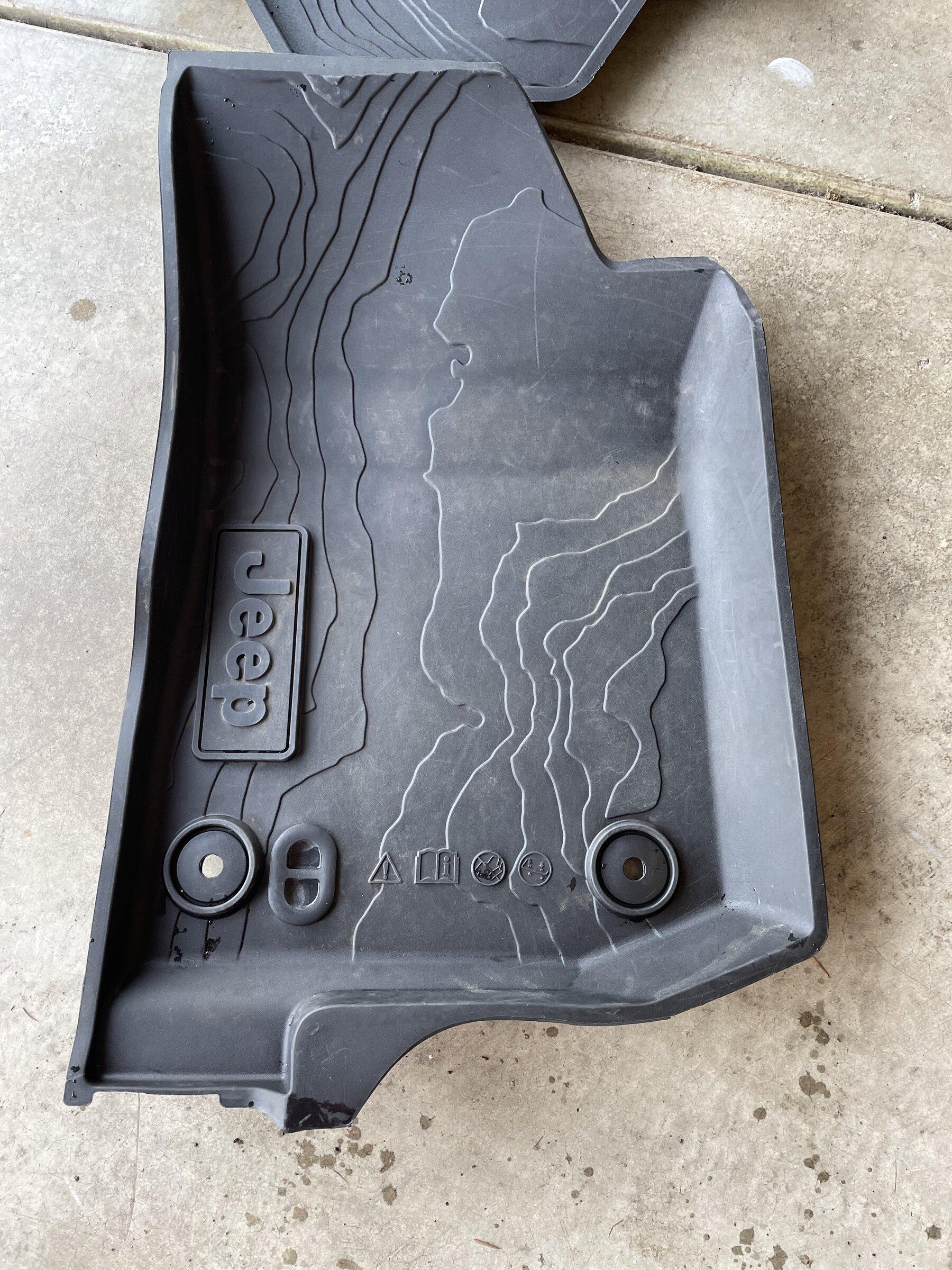 Jeep Gladiator All Weather Slush Mats $75 ED74DAE4-01DD-4466-A7BB-0C25D2874008