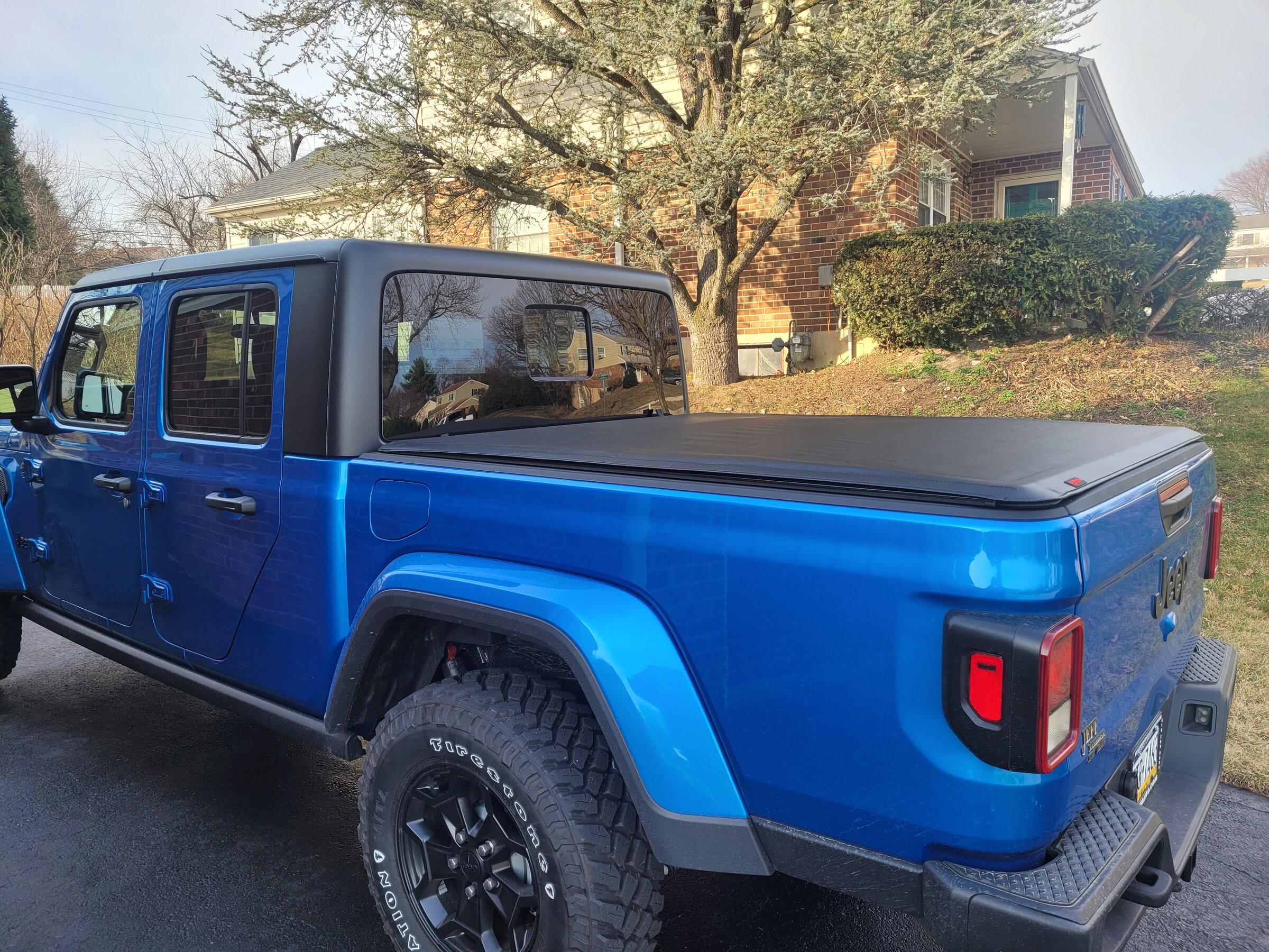 Jeep Gladiator HYDRO BLUE PEARL Gladiator JT Club 20220307_080334