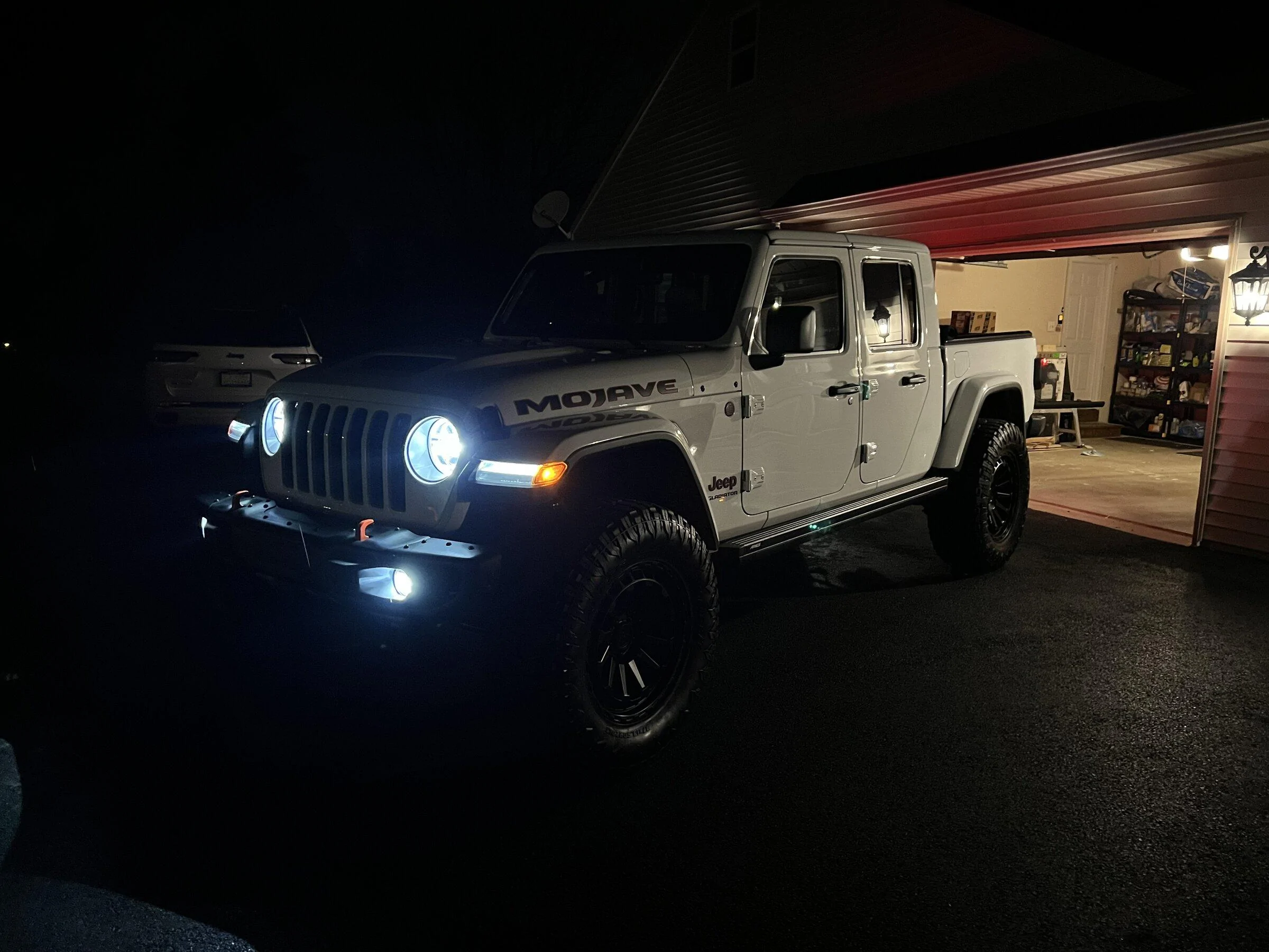 Jeep Gladiator I did it…went to 37s on new Mojave 2E81E08A-EAC8-403A-93CF-1971AFF5EBD3