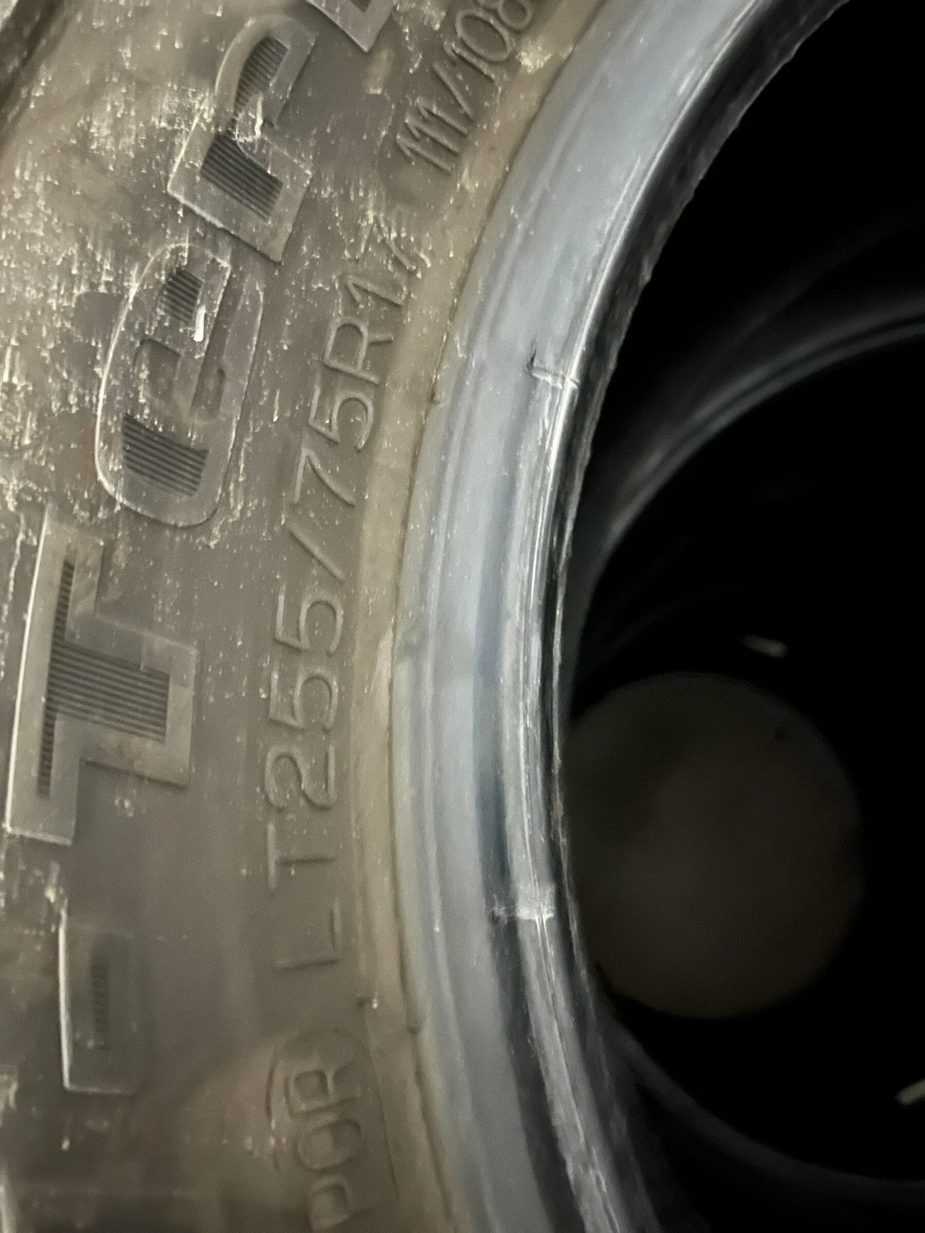 Jeep Gladiator MT tires for Sale 24D5C4E0-8D4B-46F1-B521-89B2F74B572F