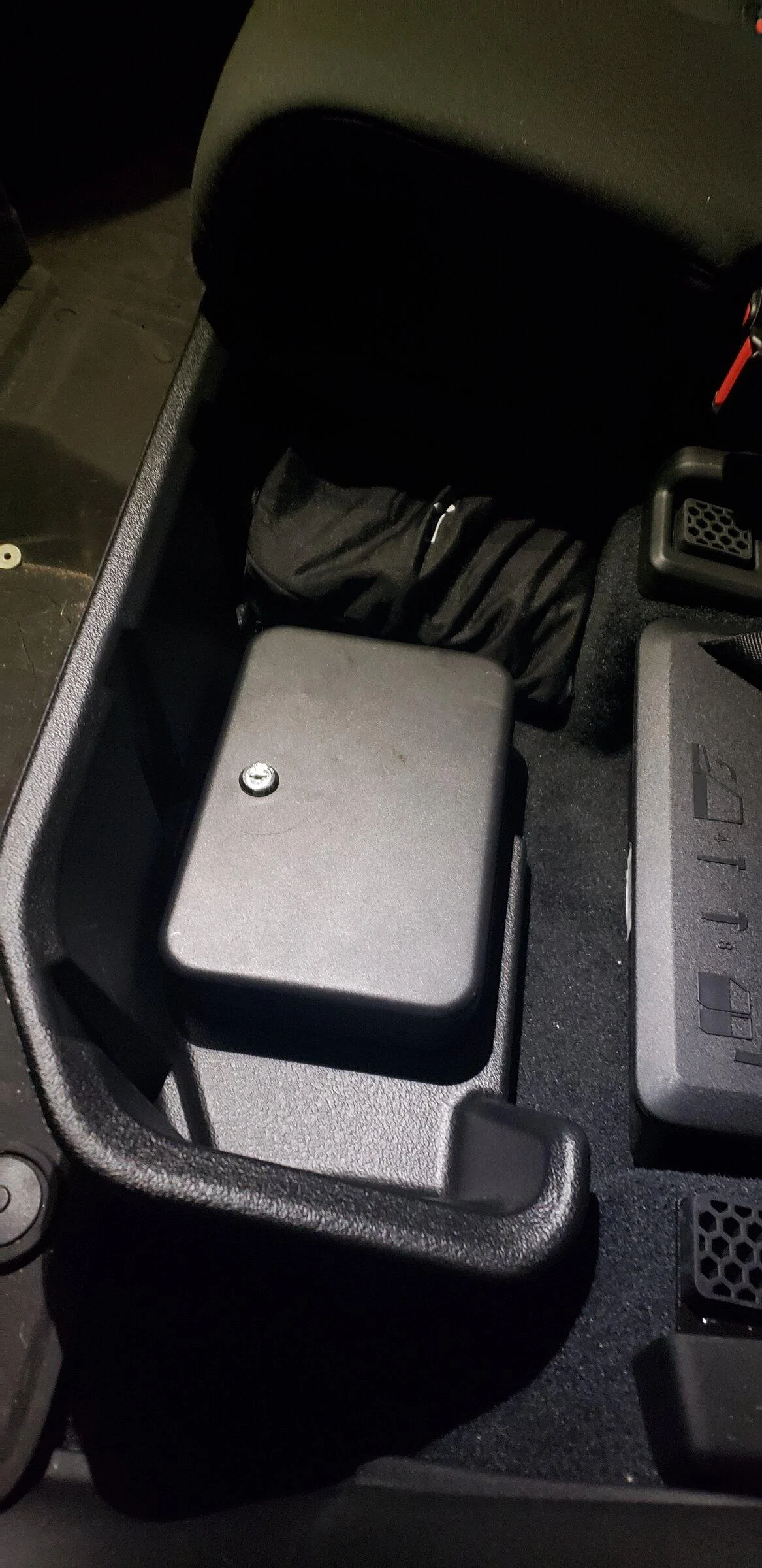 Jeep Gladiator Under Drivers Seat Lock Box 20220306_202321