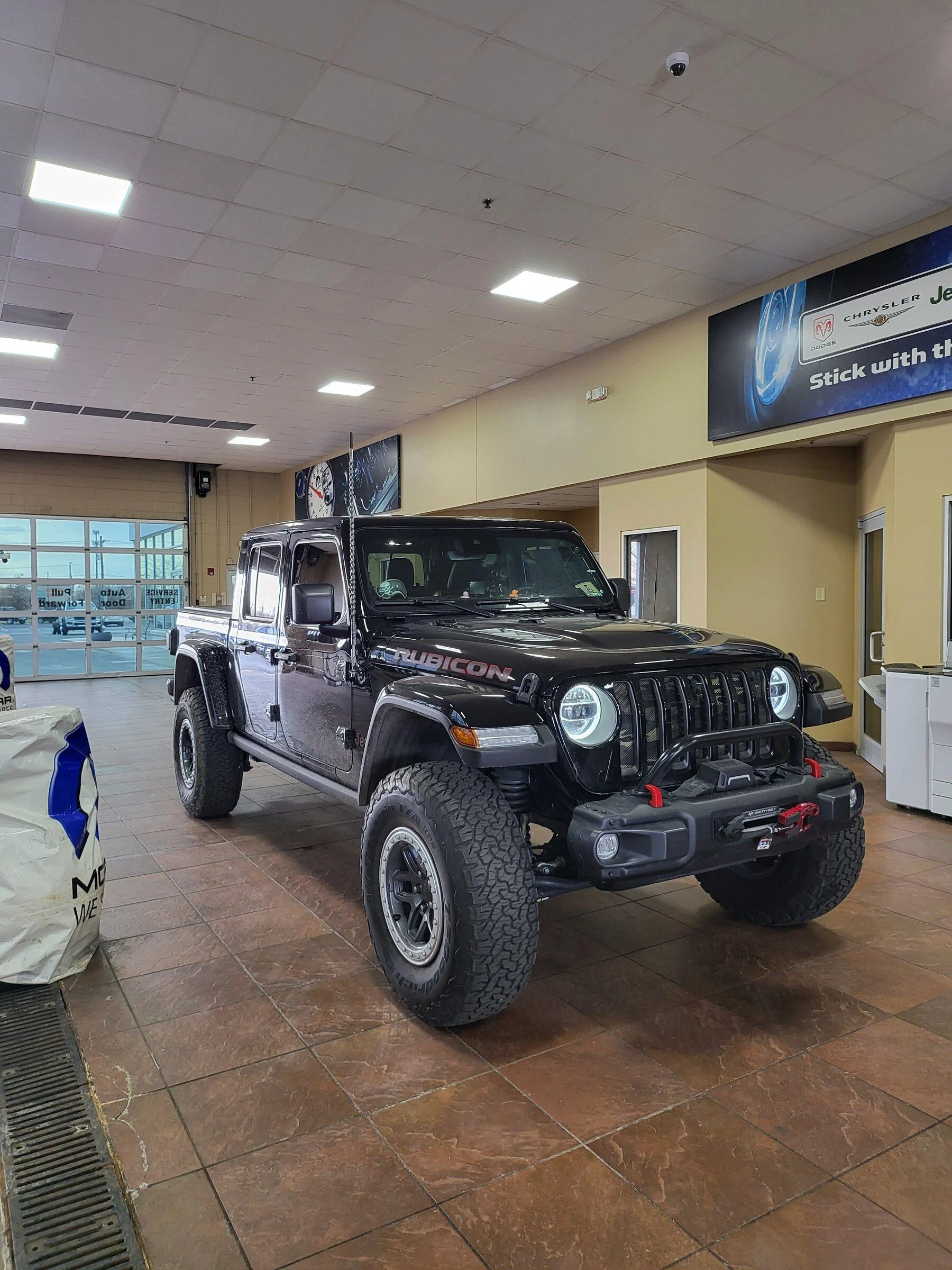 Jeep Gladiator For those of you running 37s 20220302_160427