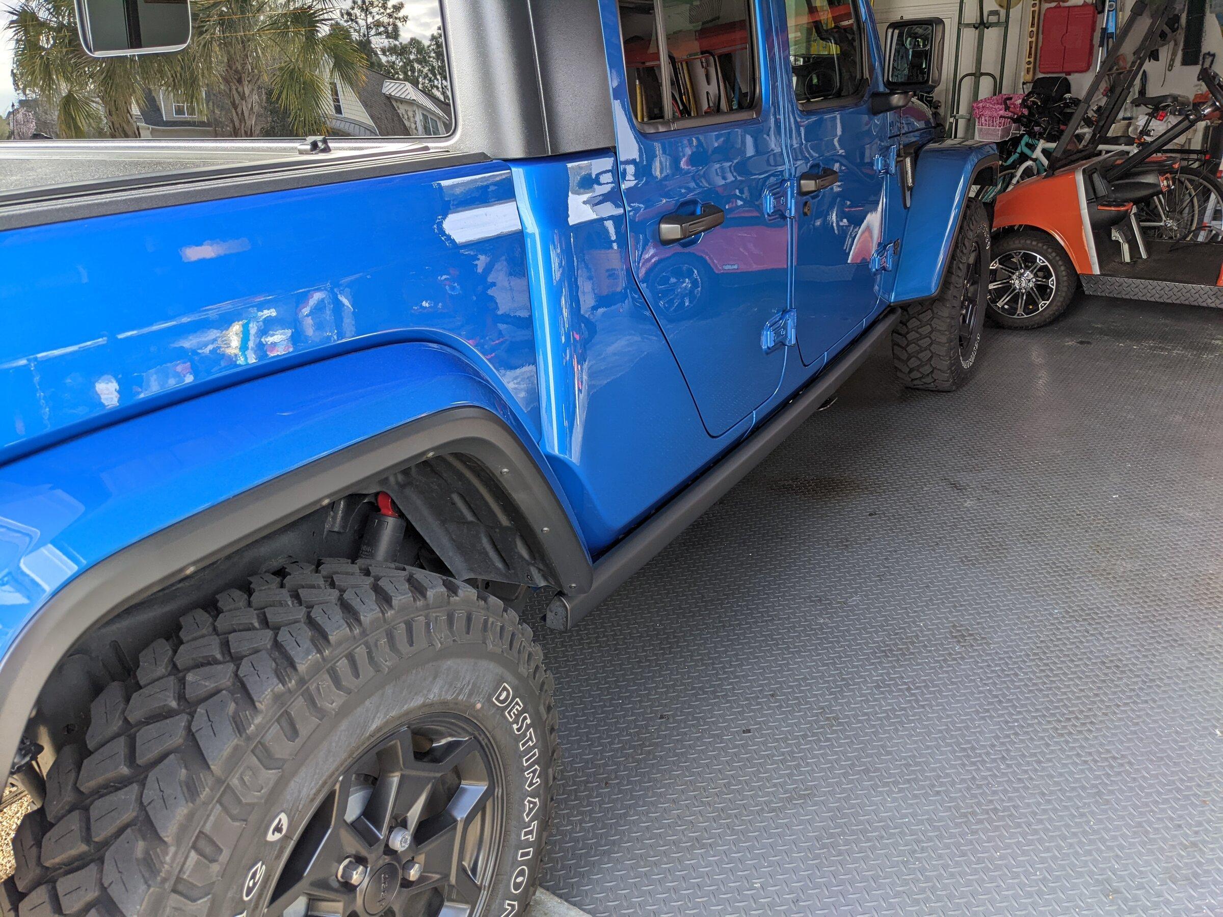 Jeep Gladiator Looking for Steps to add to my 2021 Willys PXL_20220308_205628255.MP