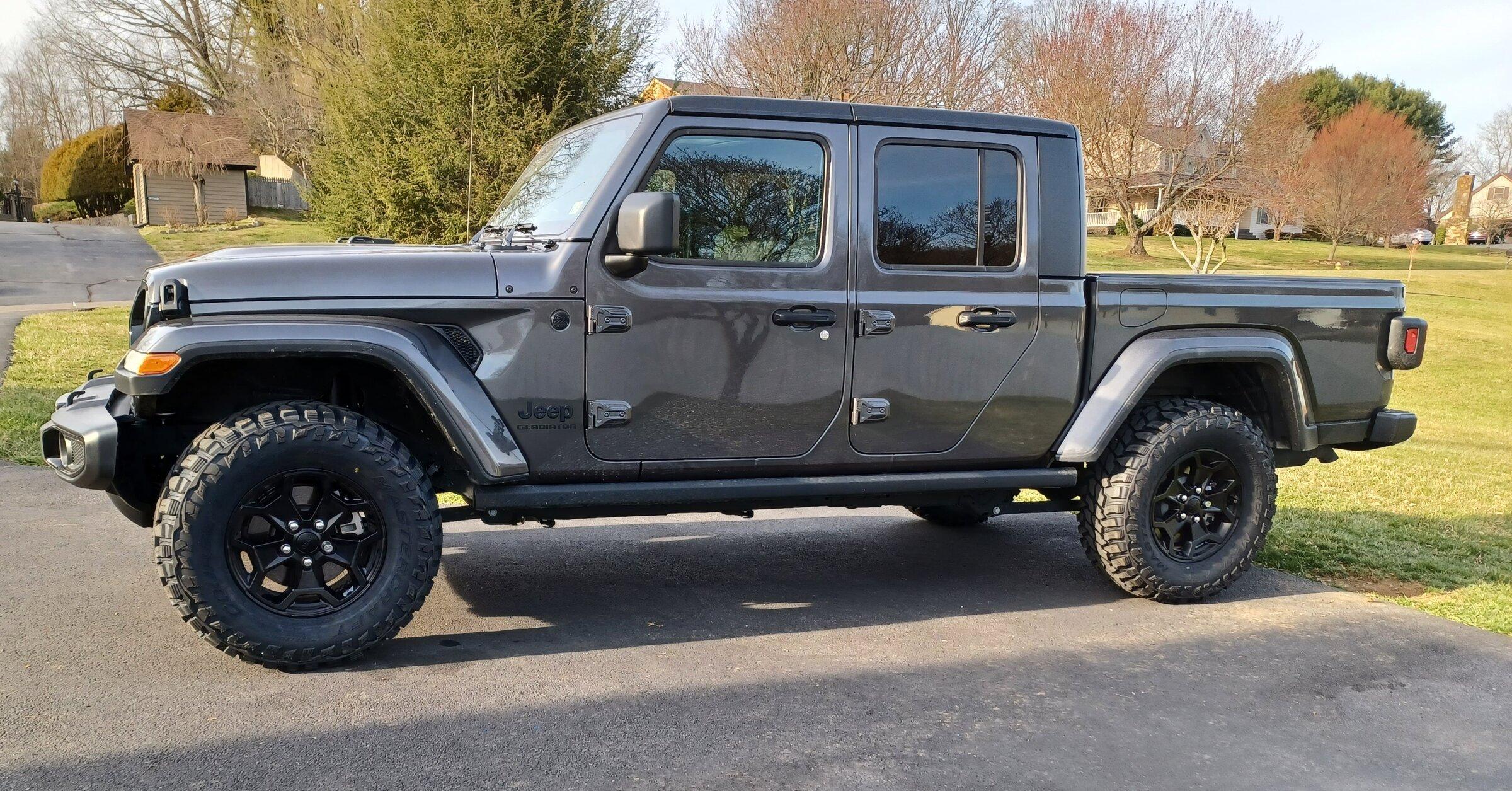 Jeep Gladiator Anyone running 295/75r17 bf goodrich k02's 20220304_163448