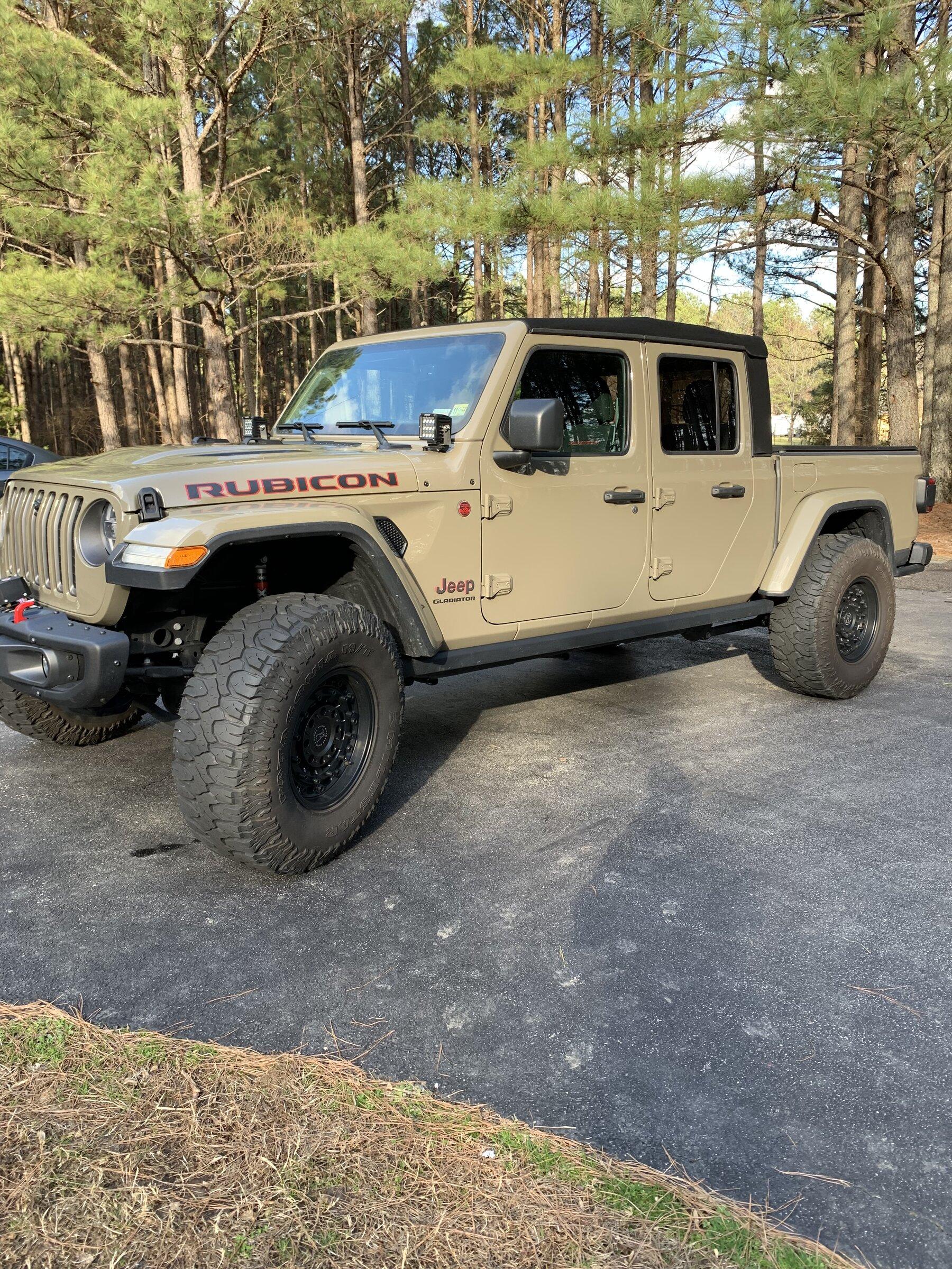 Jeep Gladiator Just wondering if it’s just me? 713964A1-EC6B-4722-B8F9-79B58C0F4306
