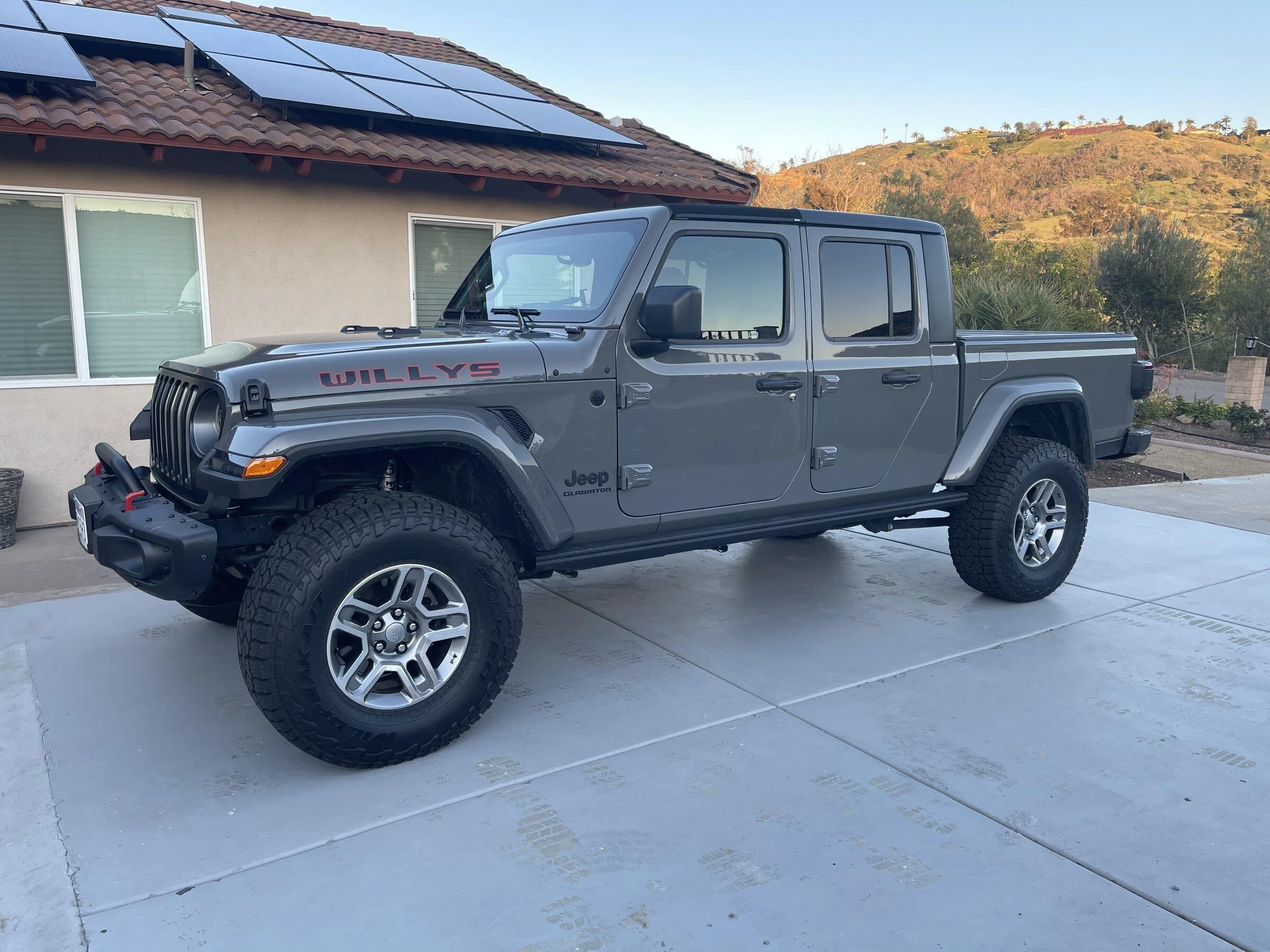 Jeep Gladiator New Willys stickers - Rubicon font CEEFE31E-D6CA-4C02-973B-3AEF3876E266