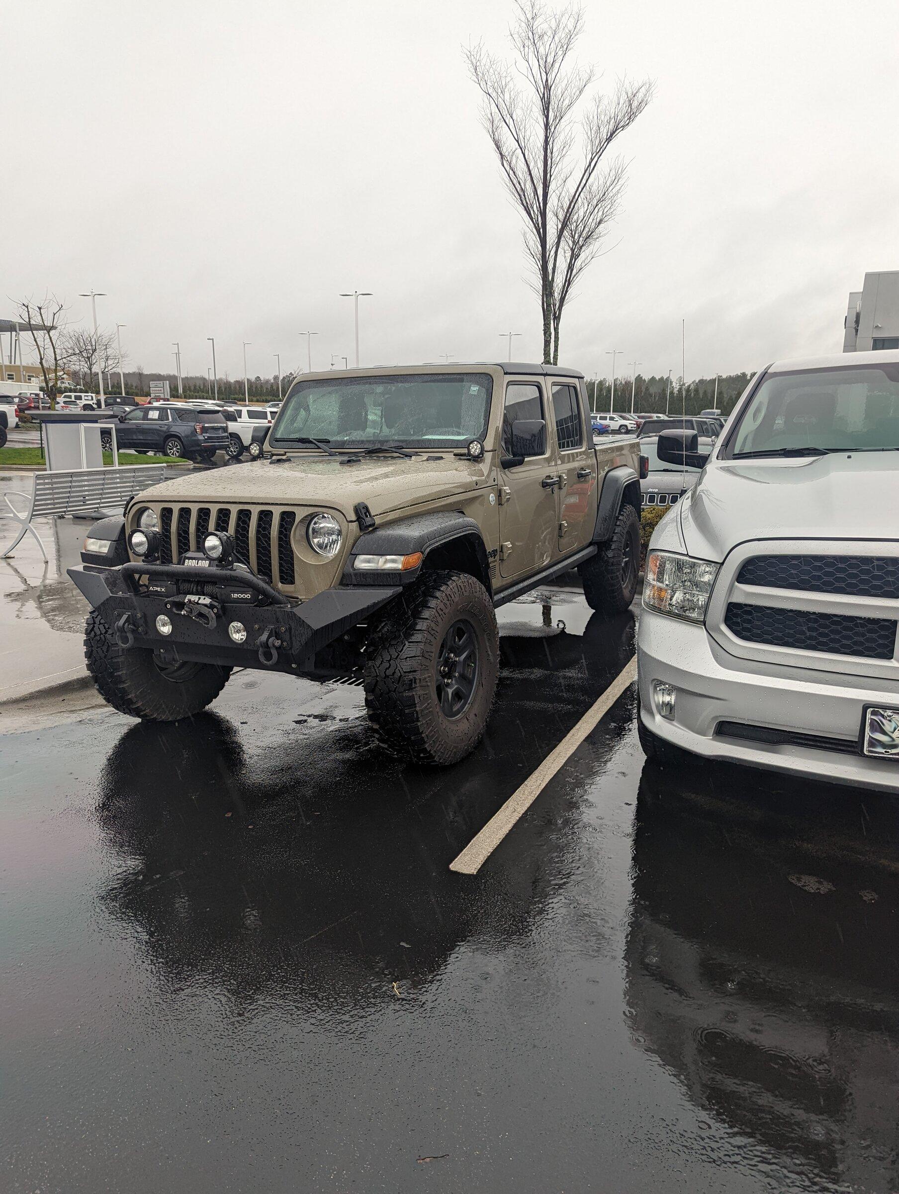 Jeep Gladiator For those of you running 37s PXL_20220309_140852604.MP