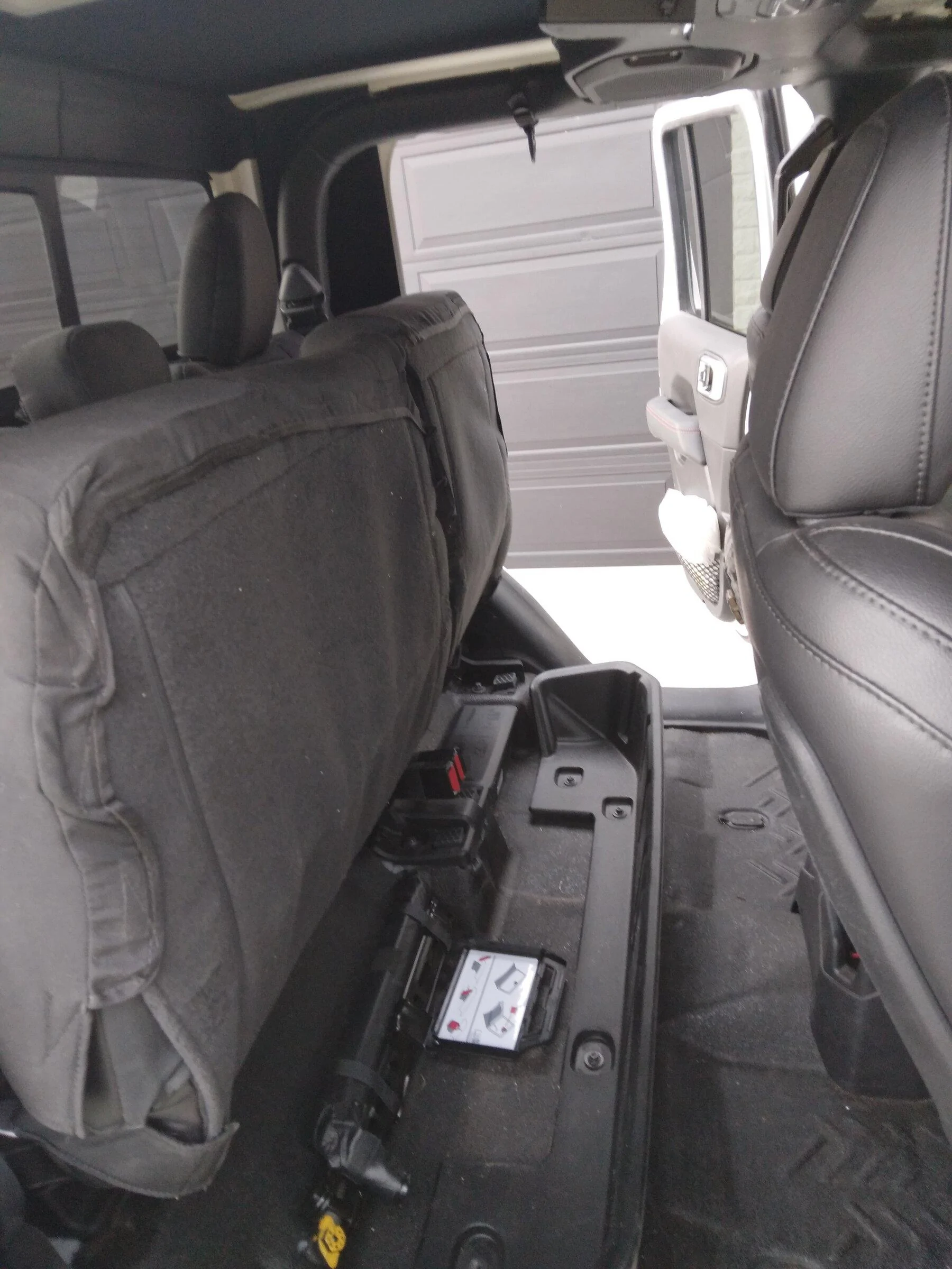 Jeep Gladiator Bartact Black Front & Back Tactical Seat Covers $250 20220228_172928