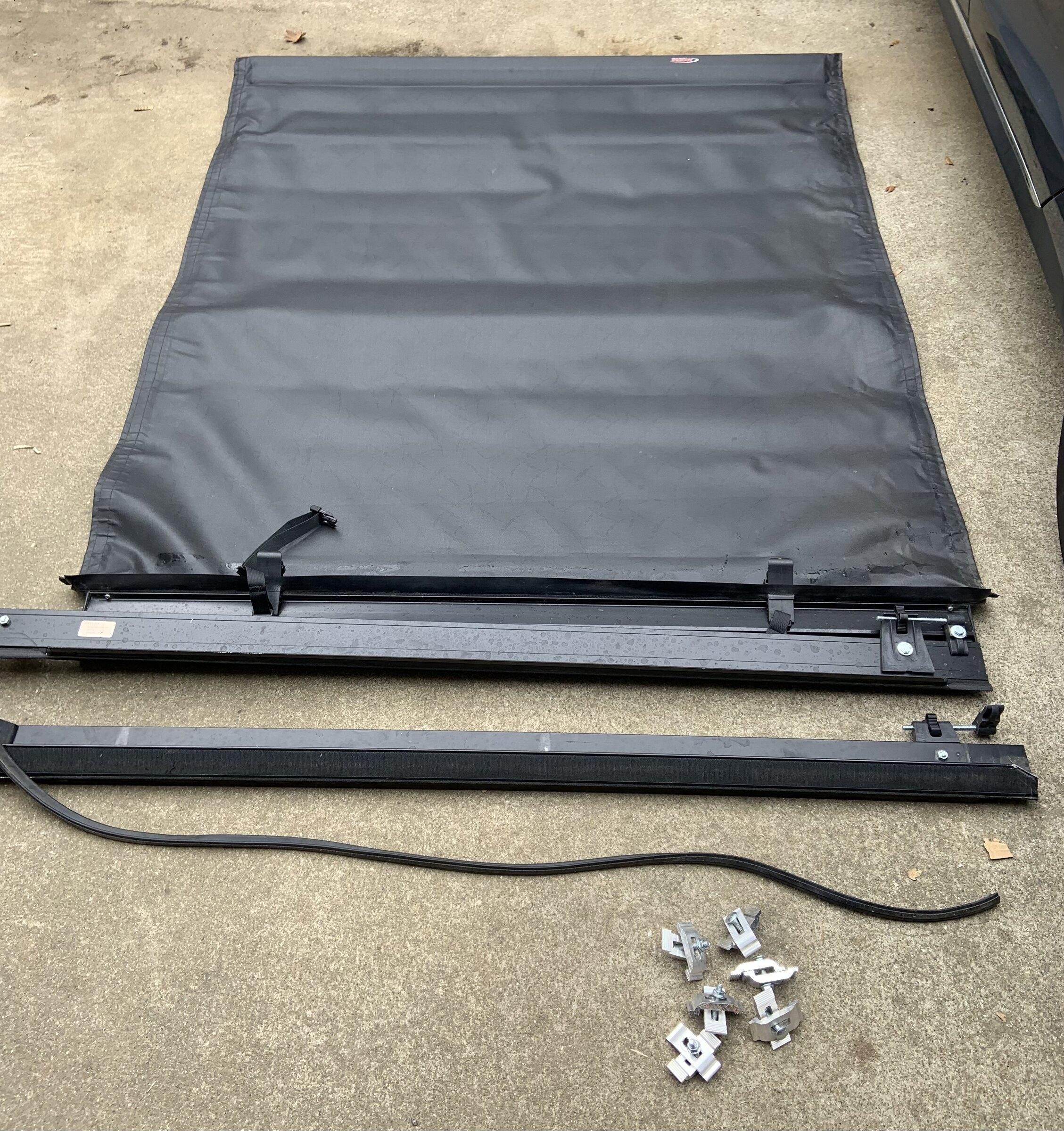 Jeep Gladiator Jeep Gladiator Roll-Up Tonneau Bed Cover (Bay Area, Cali) IMG_7826