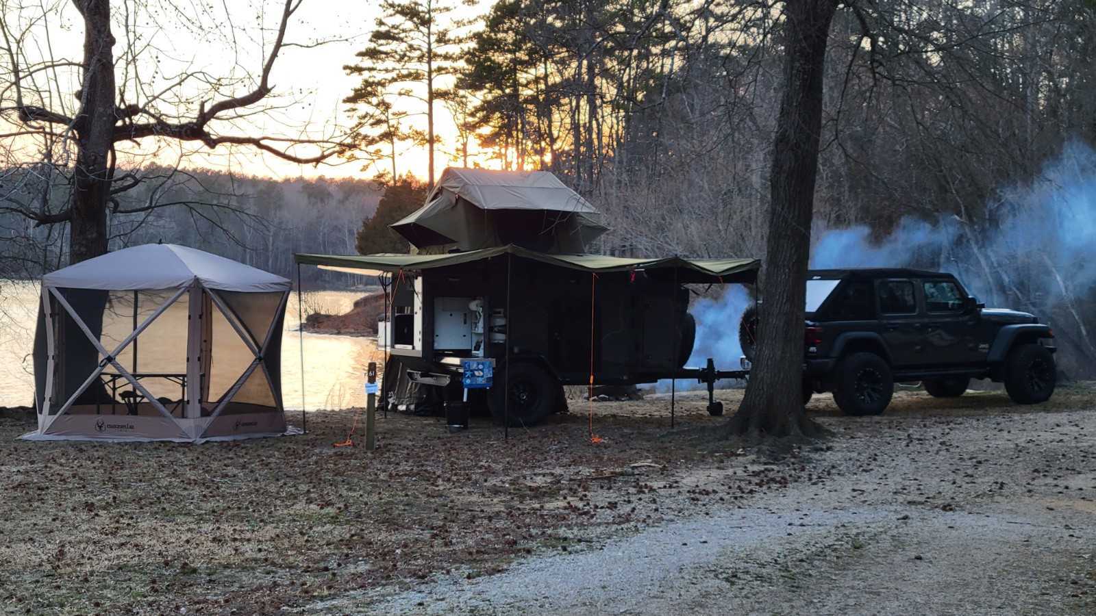 Jeep Gladiator Sharing some pics of my Xpedition Voyager overland trailer build 20220305_175122