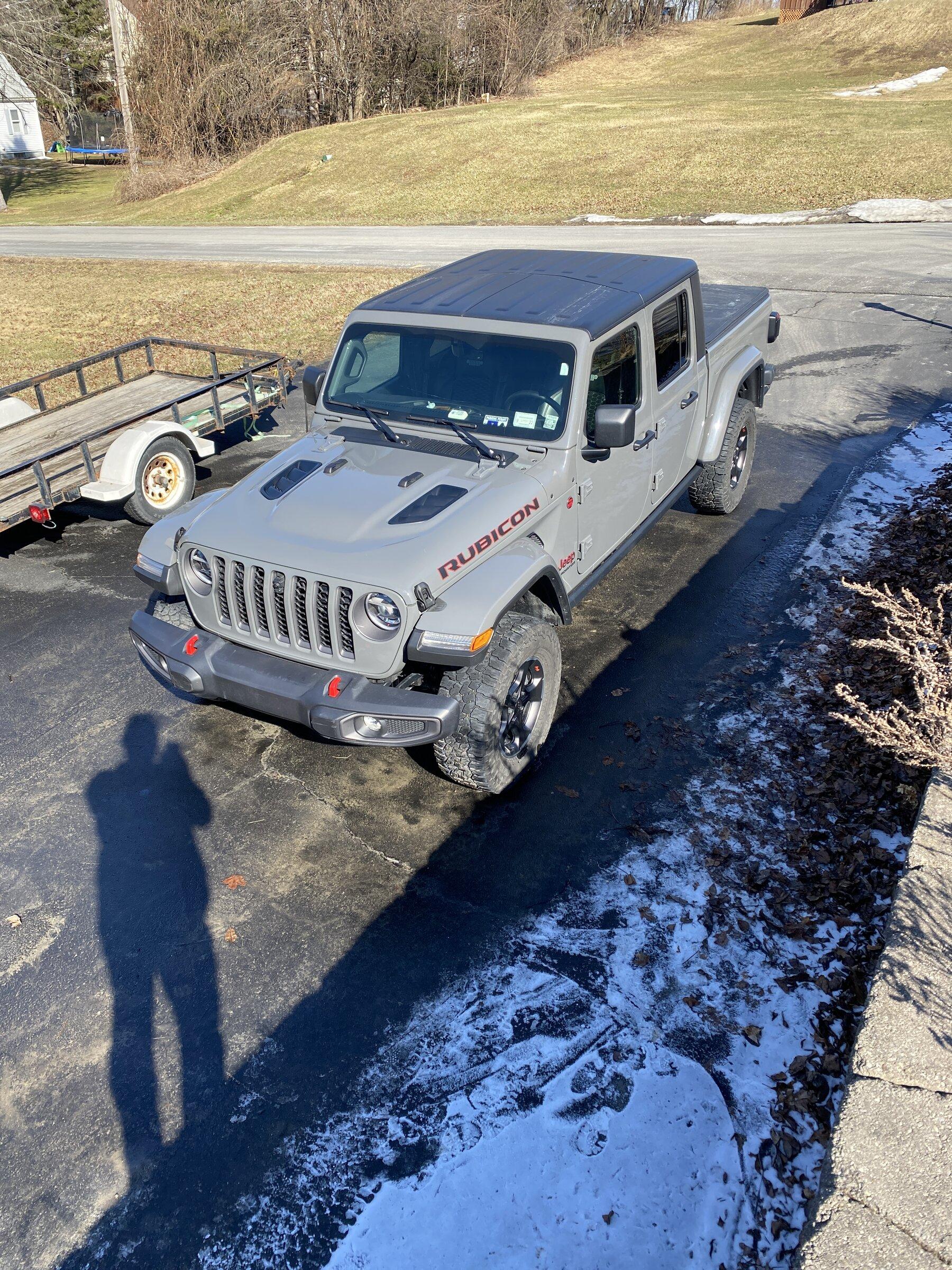 Jeep Gladiator Thinking of buying a Gladiator 6BE51A2B-72B8-487B-8D86-5EB33EC68184