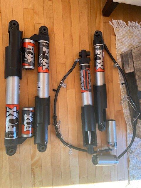 Jeep Gladiator Set of Mojave Fox Bypass Shocks IMG_7353