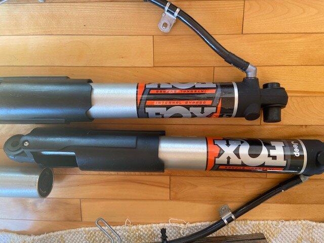 Jeep Gladiator Set of Mojave Fox Bypass Shocks IMG_7355