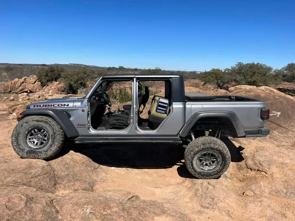 Jeep Gladiator Lets see all those Gladiators with lifts and bigger tires! 273437370_10110527285148267_4299395785701283696_n