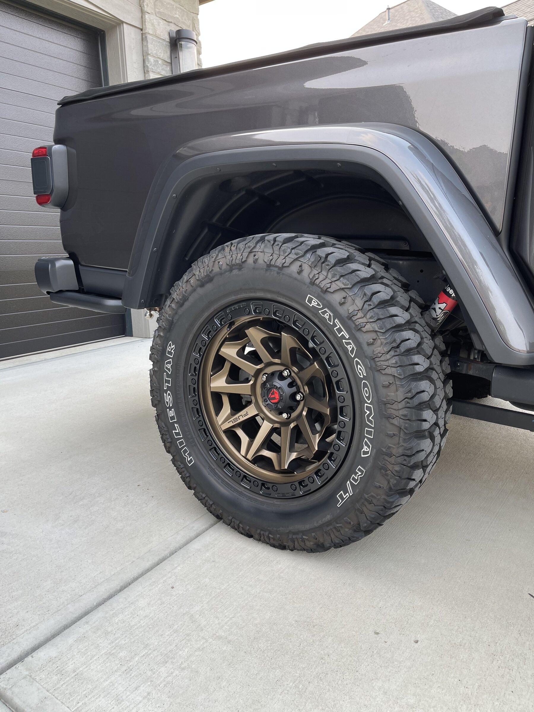 Jeep Gladiator Bronze wheel pics B9499CFA-8B22-4220-9D95-6C6F4E64C643